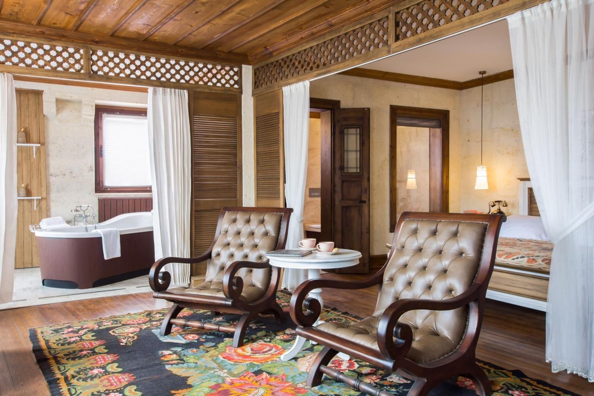 King Suite Stone Room