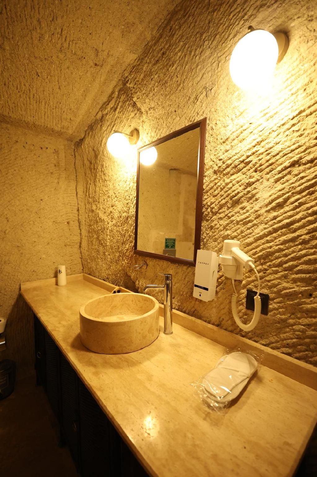 Suite with Private Pool for 2 People