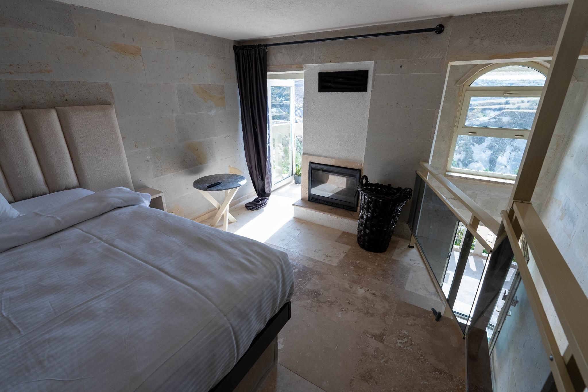 Deluxe Loft