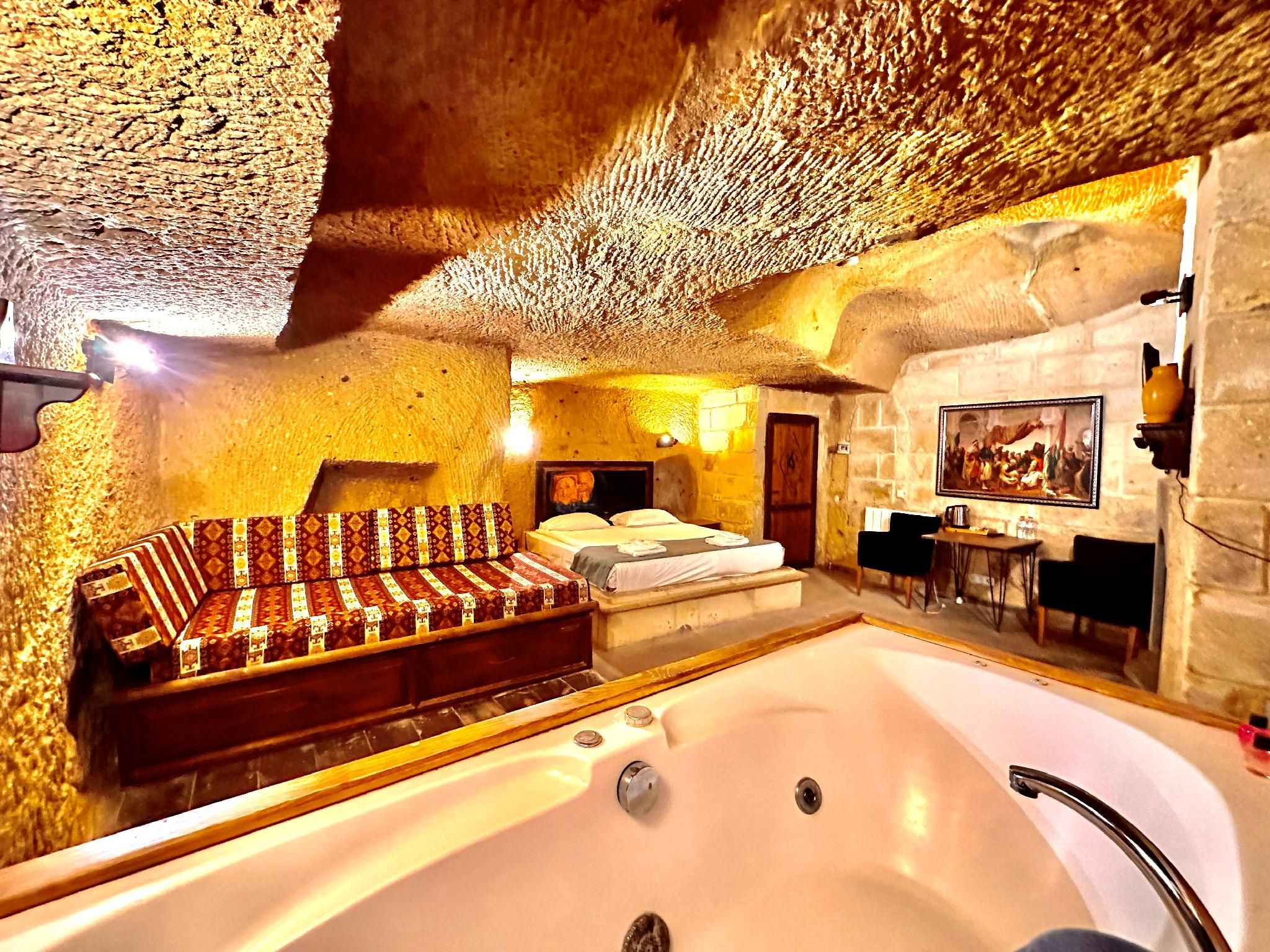 Junior Suite for 3 People