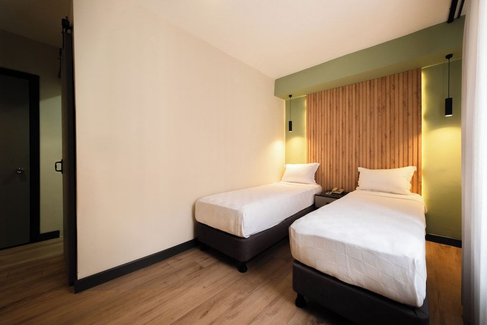 Polek Hotel Standard Suite 5