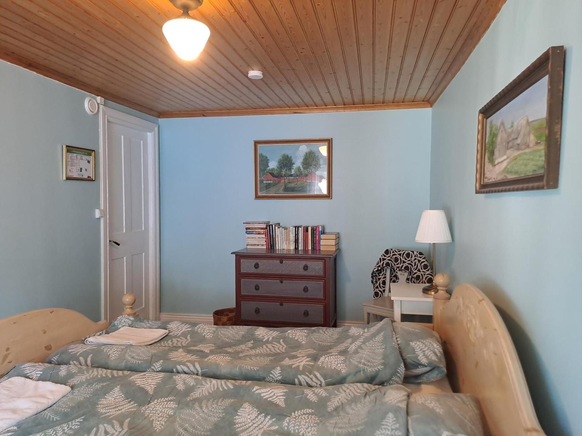 Double Room with Shared Bathroom