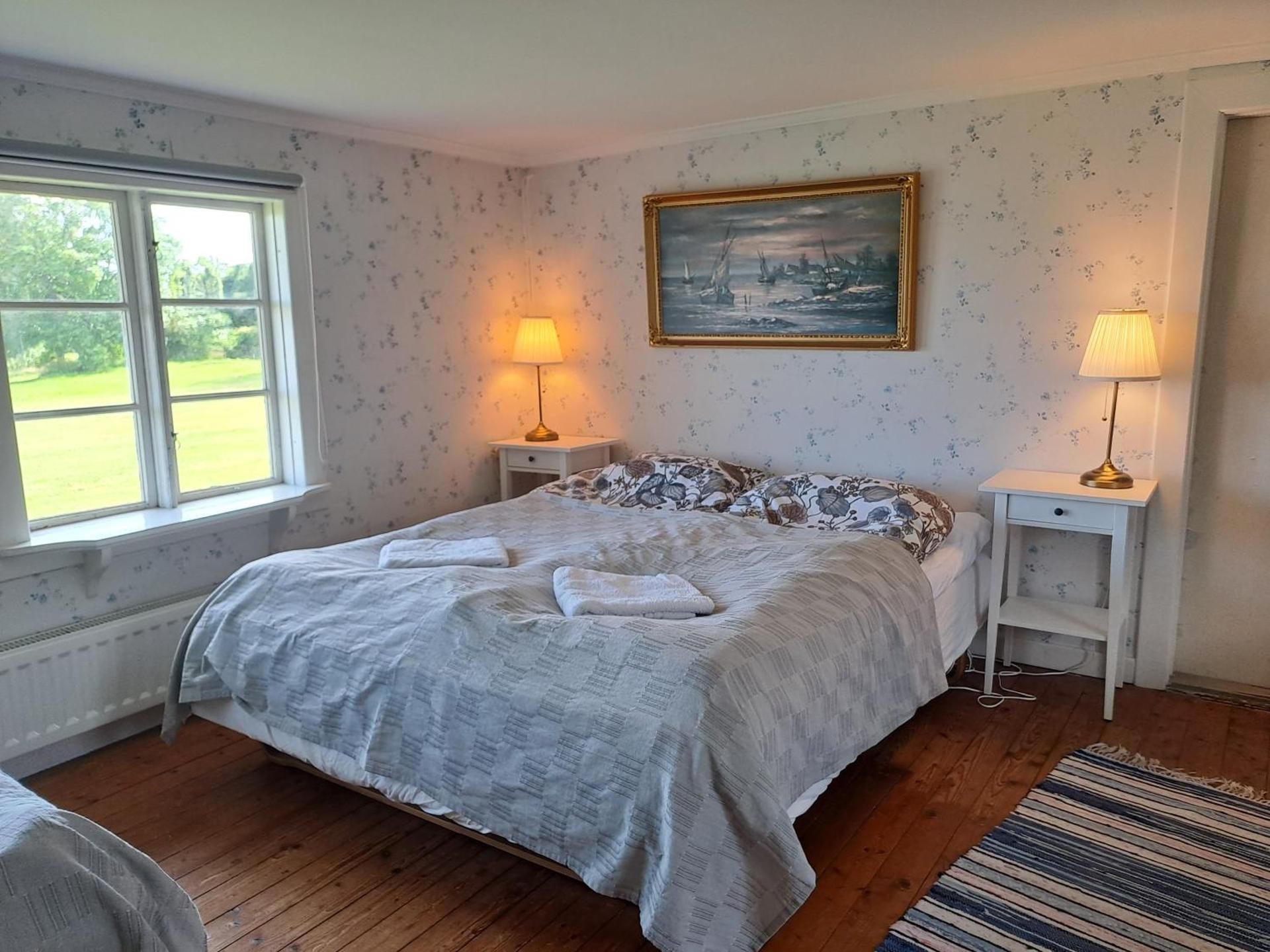 Quadruple Room with Shared Bathroom