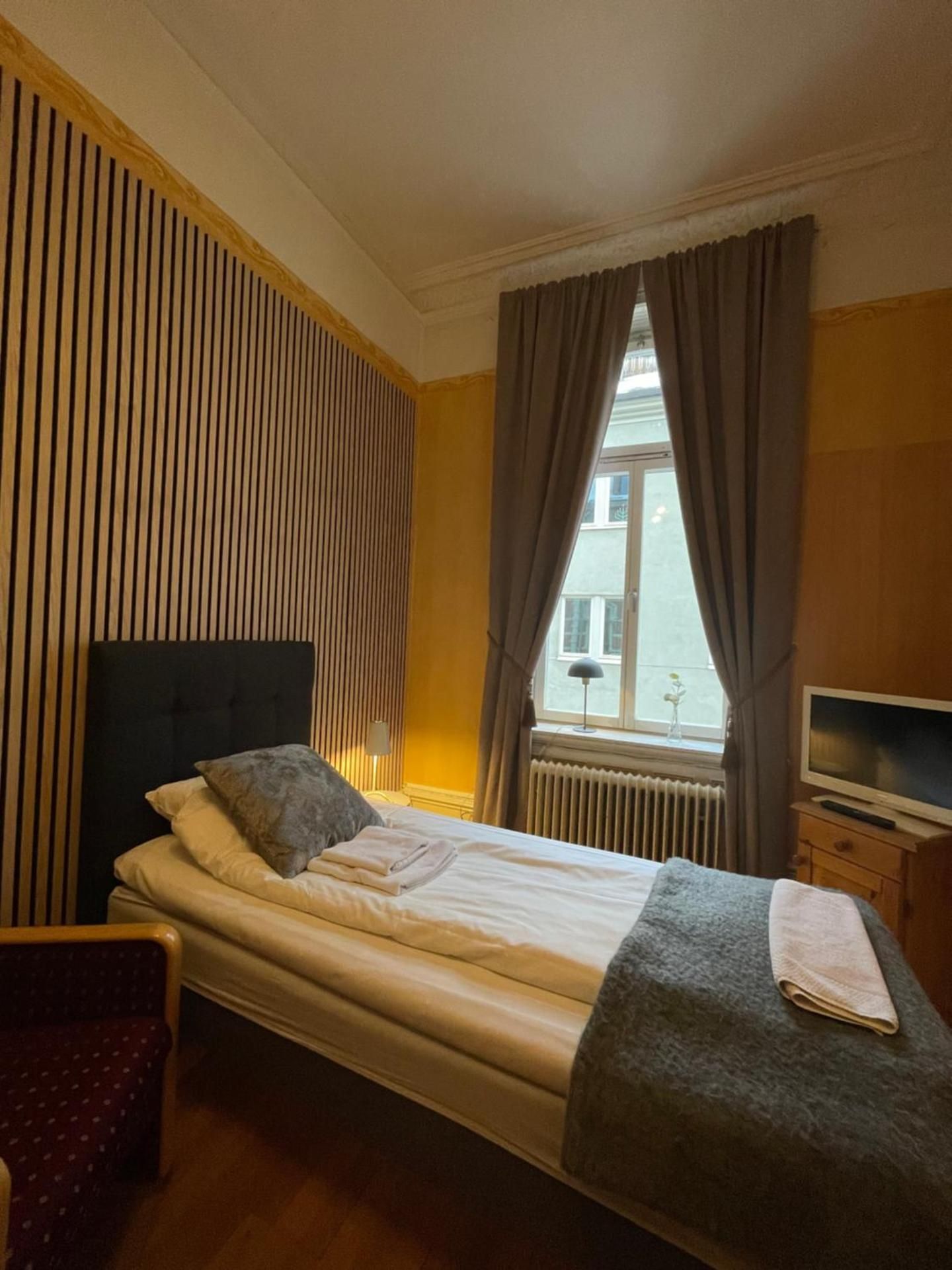 Single Room