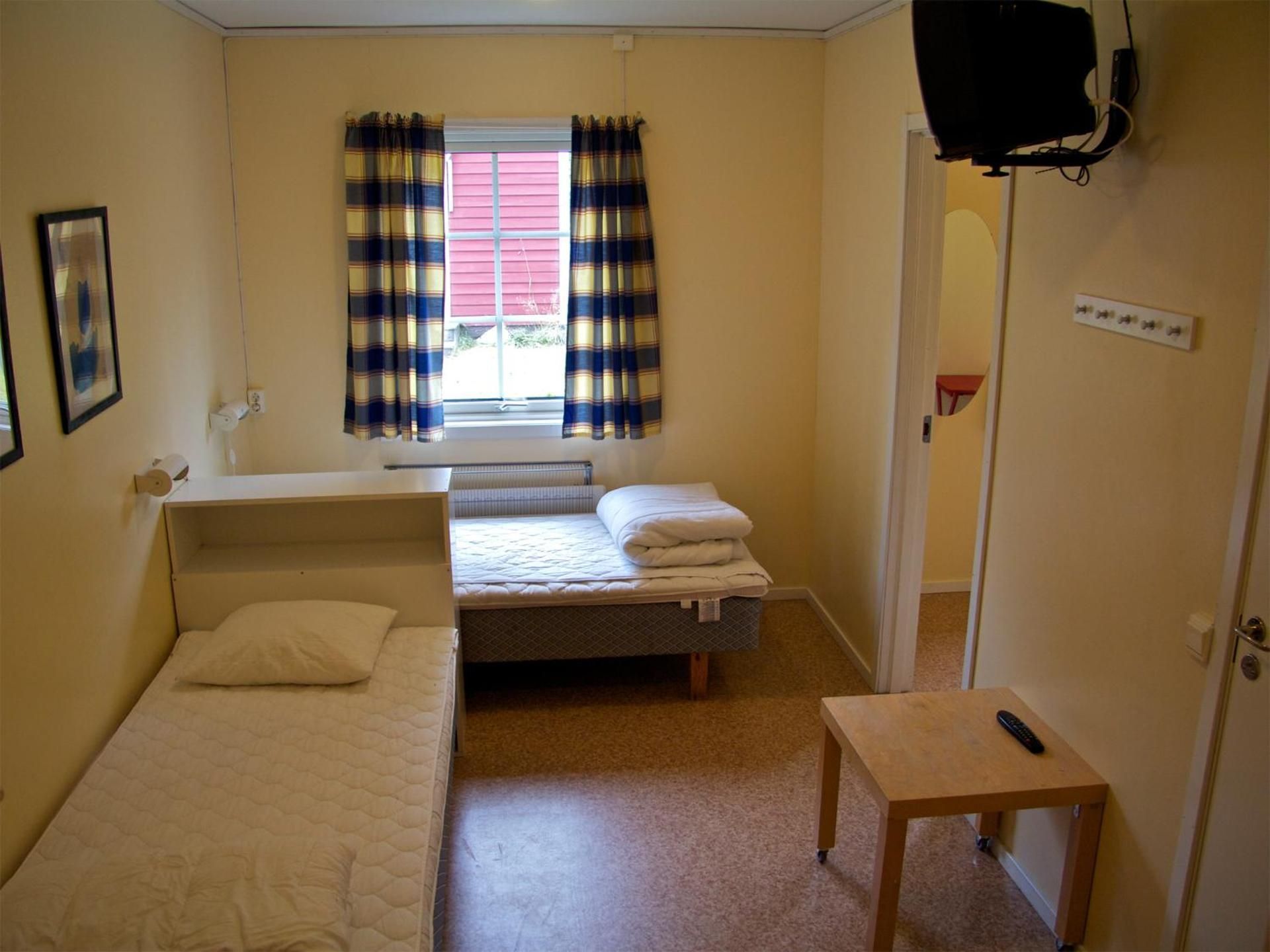 Triple Room with Private Bathroom - No Pets