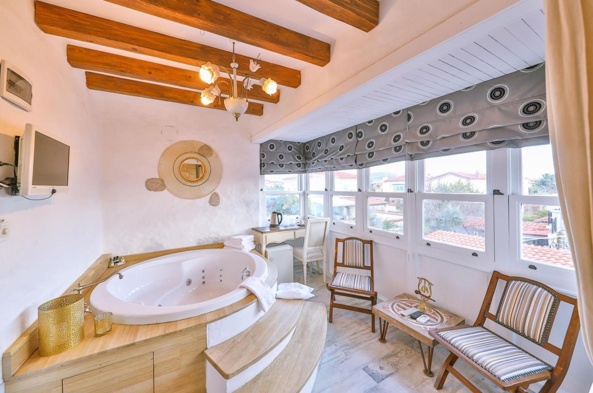 Deluxe Double Room with Spa Bath