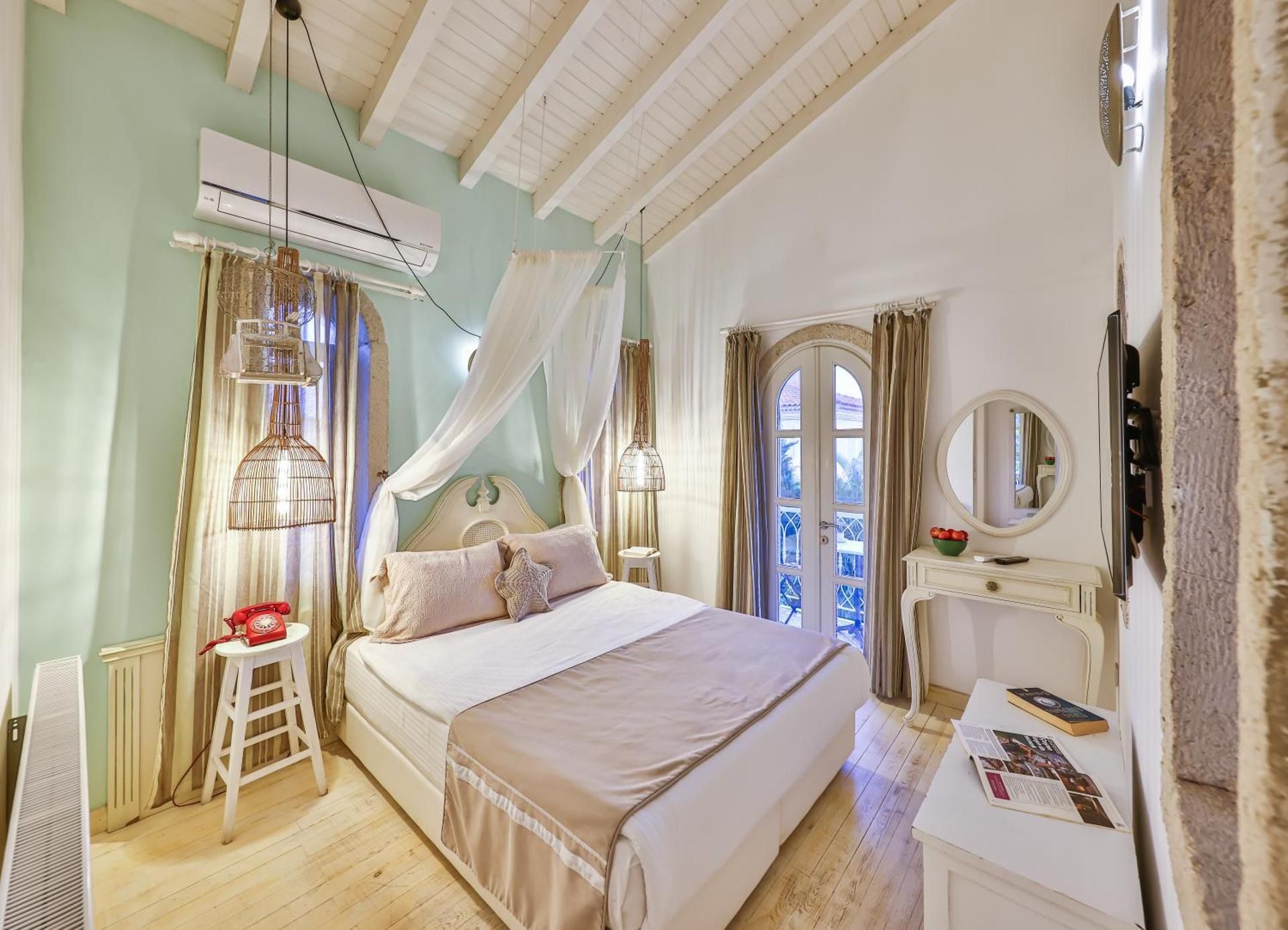 Suite with Fireplace