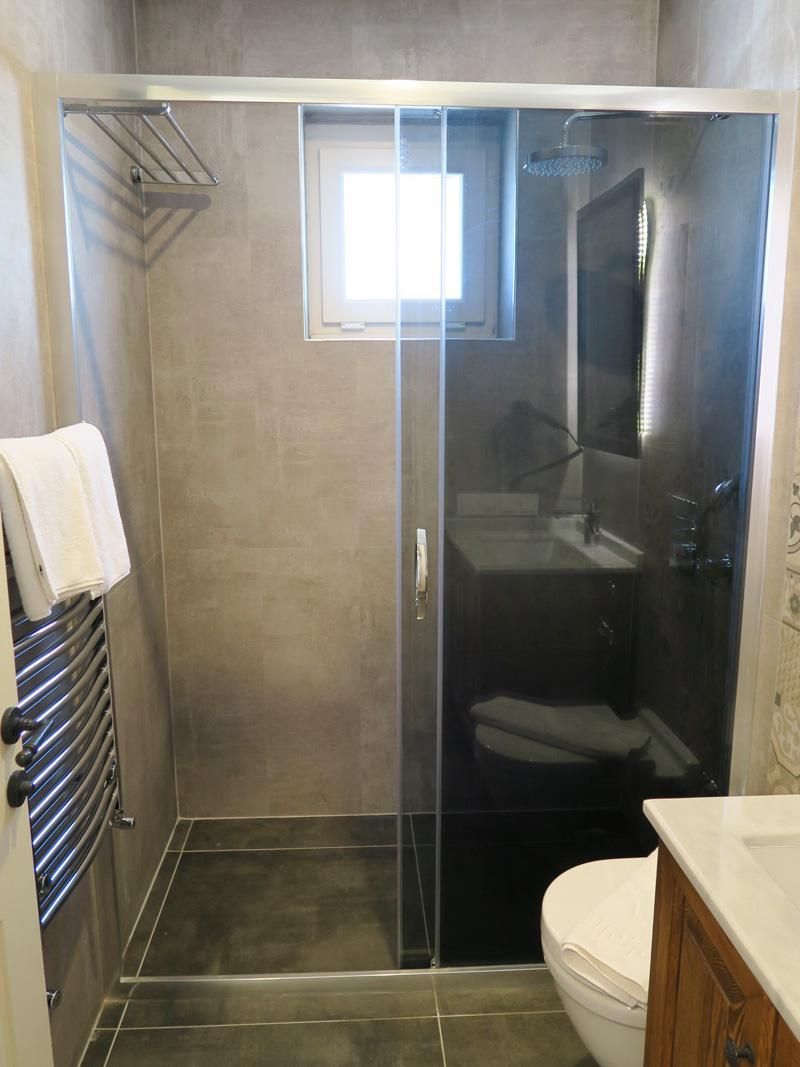 Comfort Room with Veranda