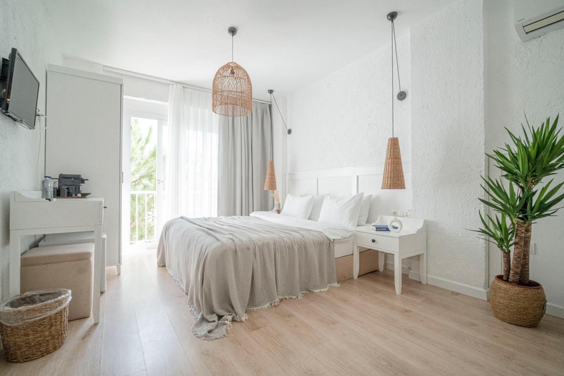 Large Room