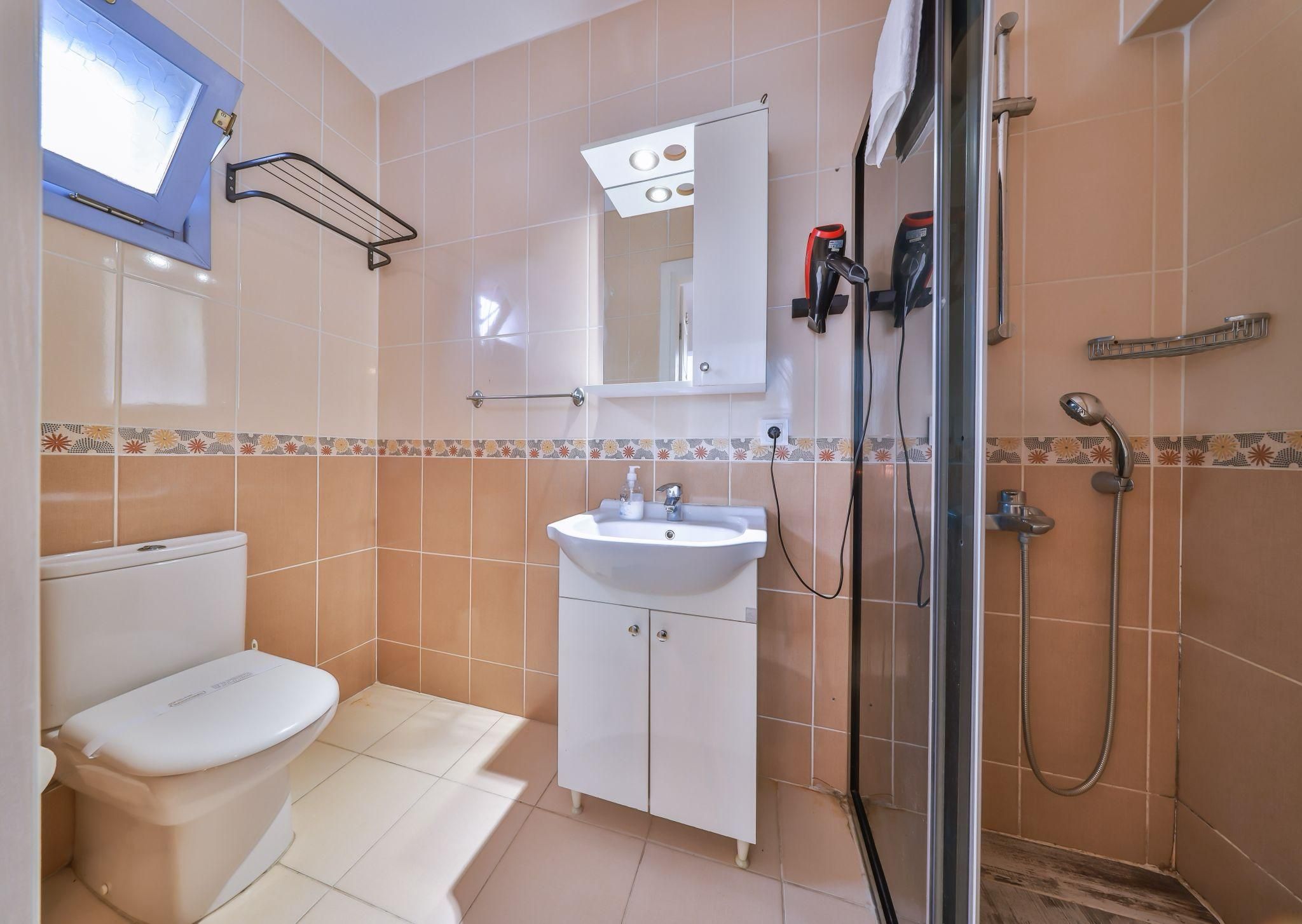 Livan Otel Delux Economy Twin 3