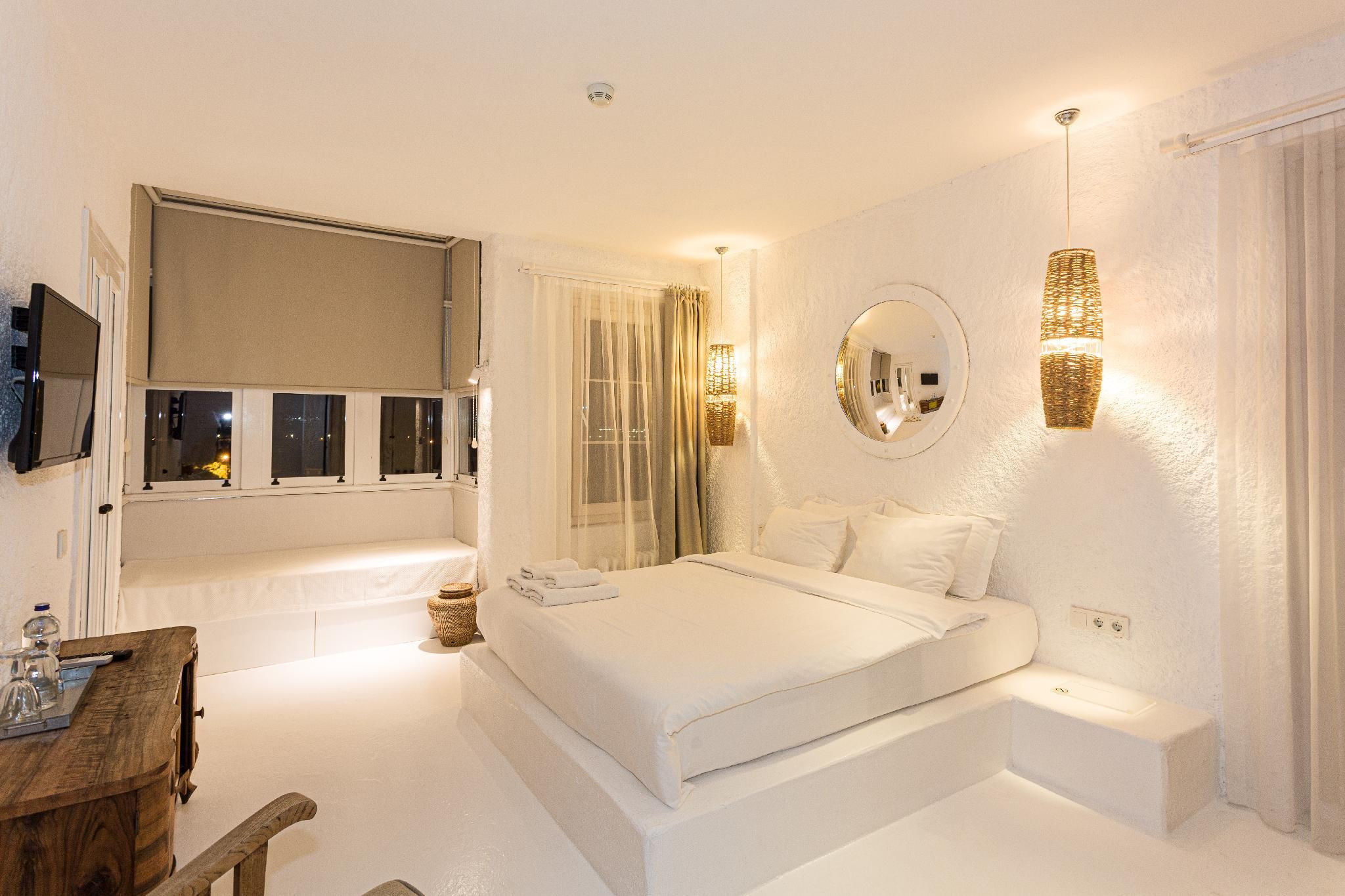 Peremere Alaçati Otel Deluxe Room