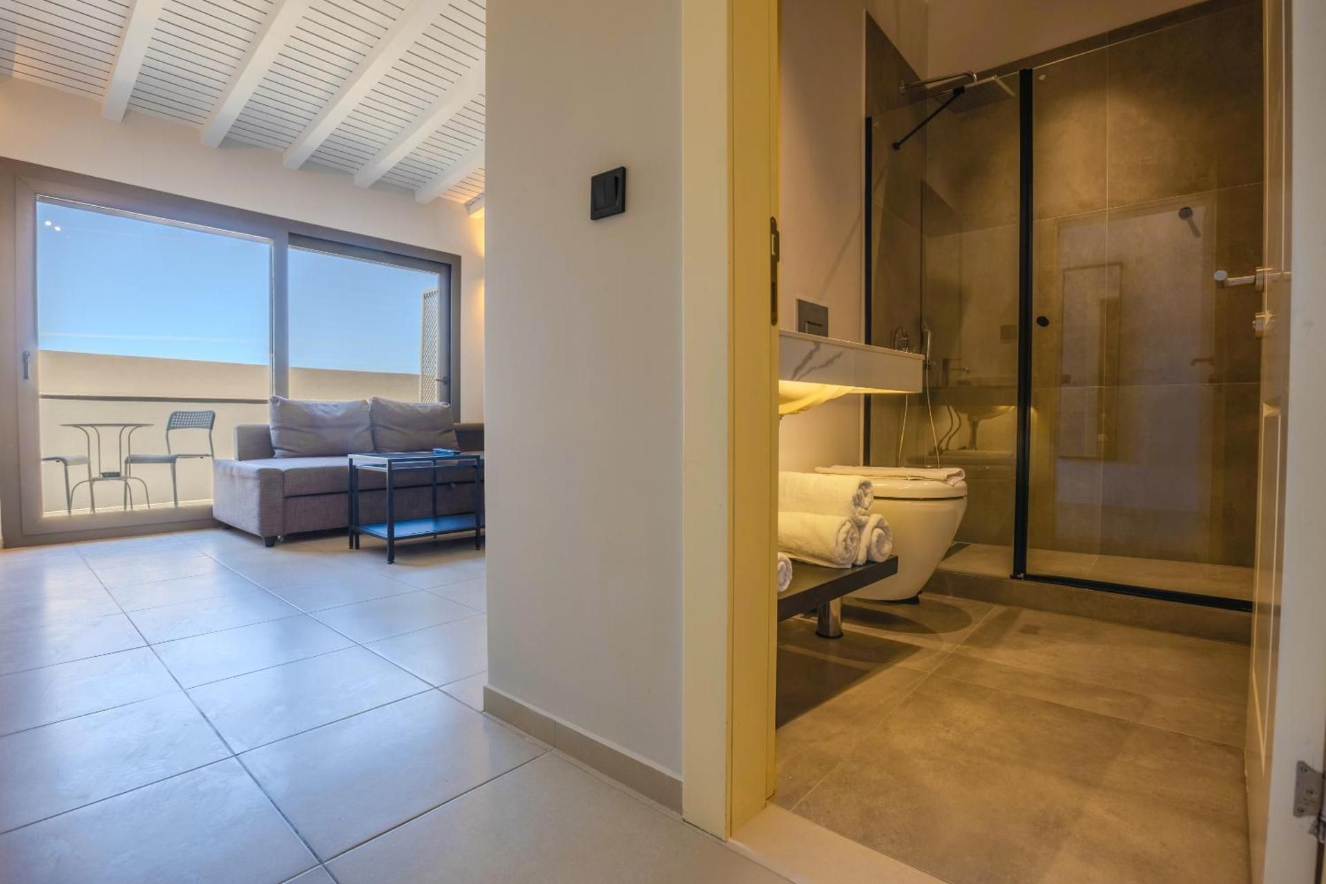 Suite Apartment