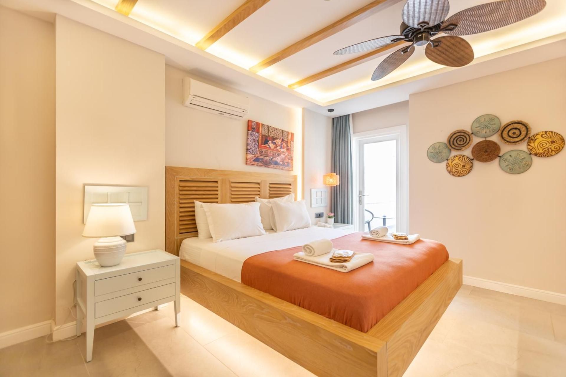 Double Room with Pool View