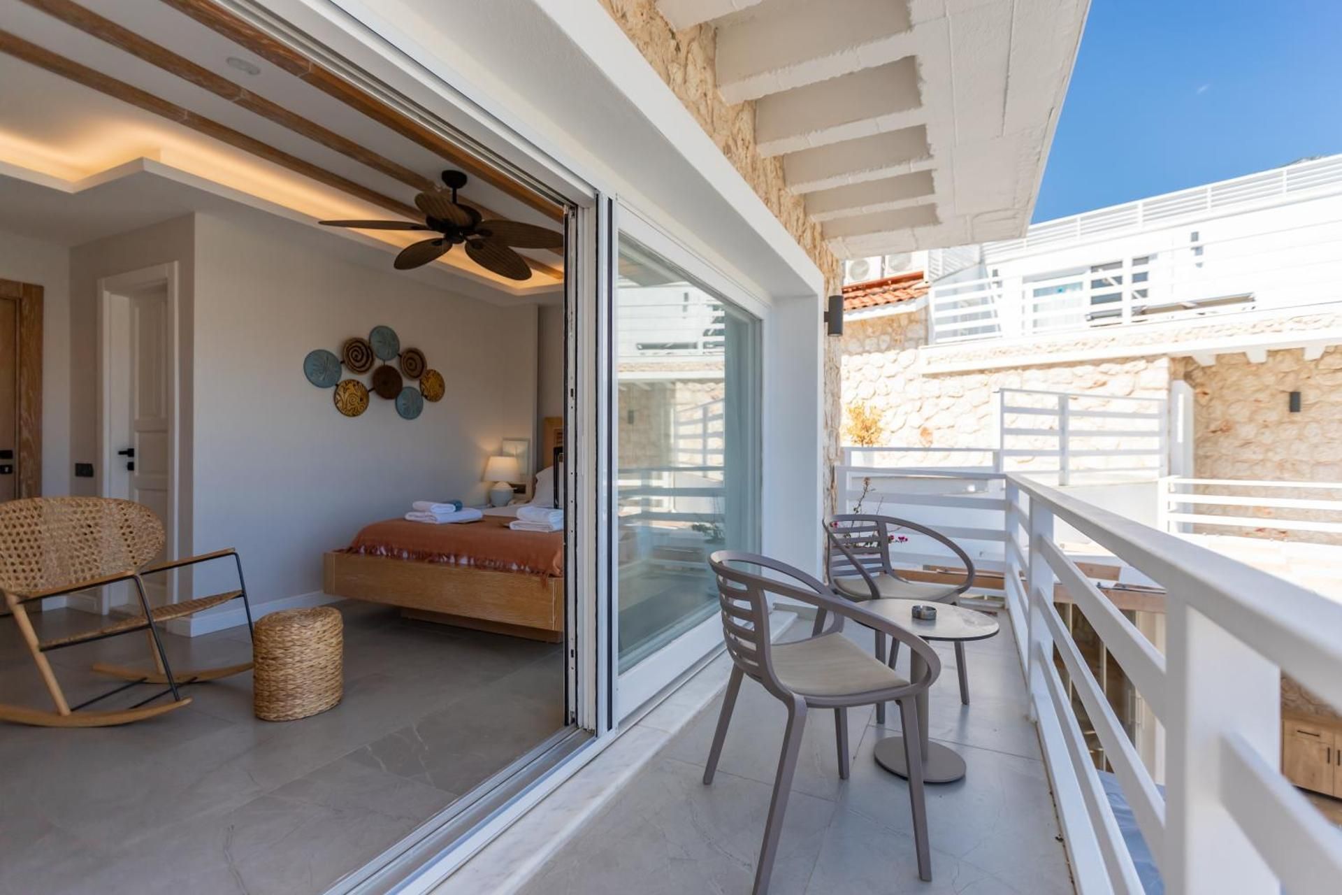 Double Room with Pool View