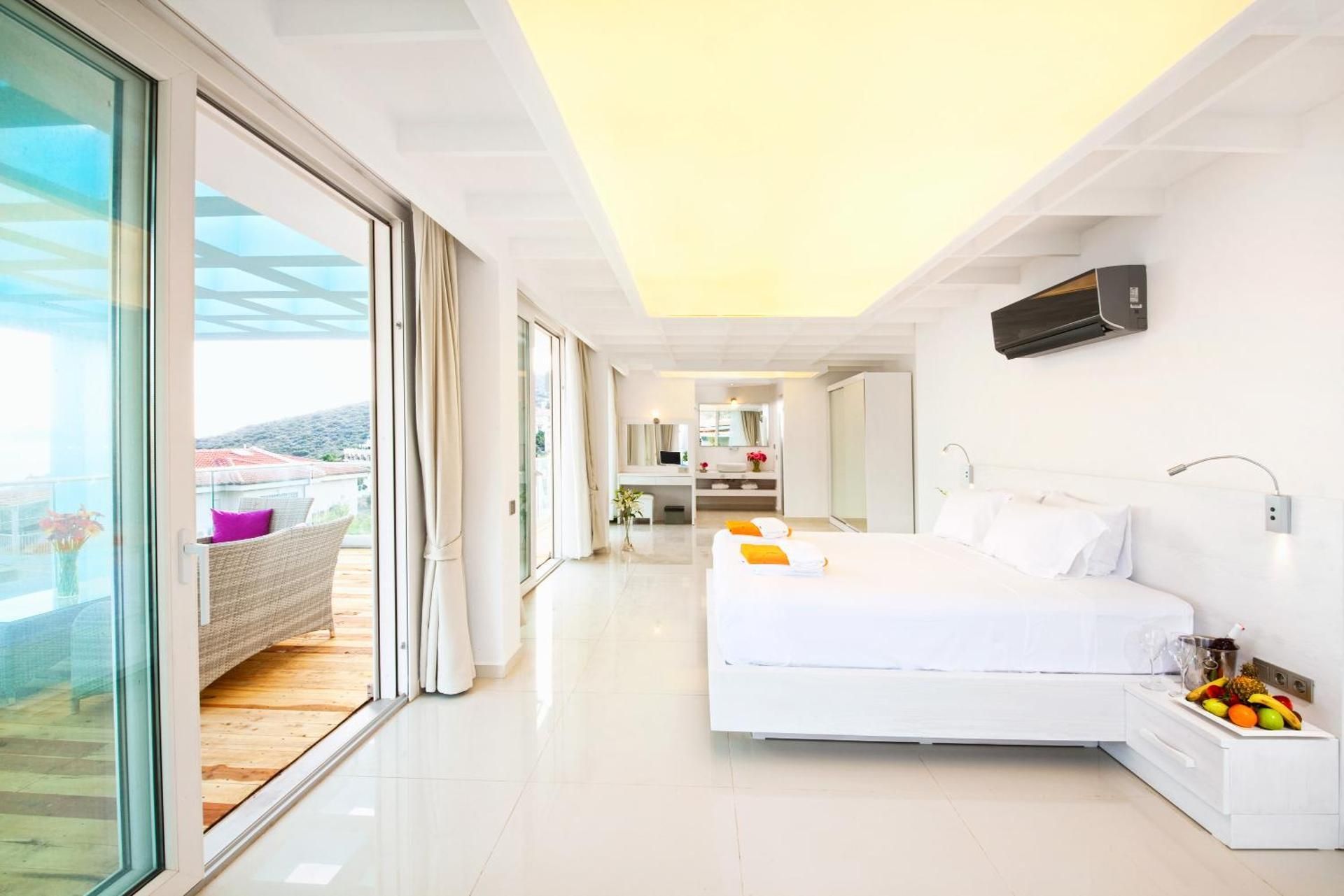 Junior Suite With Private Pool