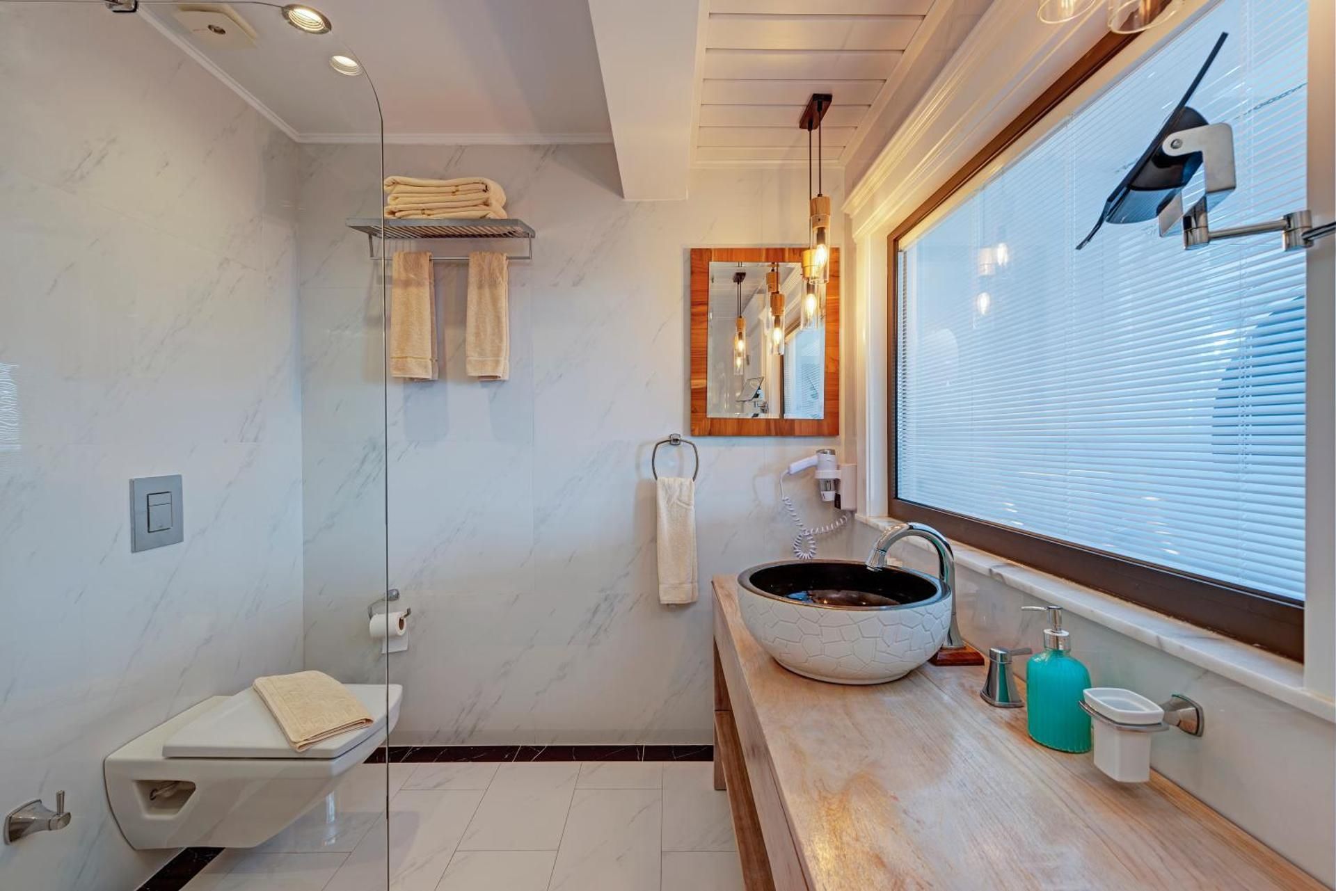 1 Deluxe Double Room with Sea View