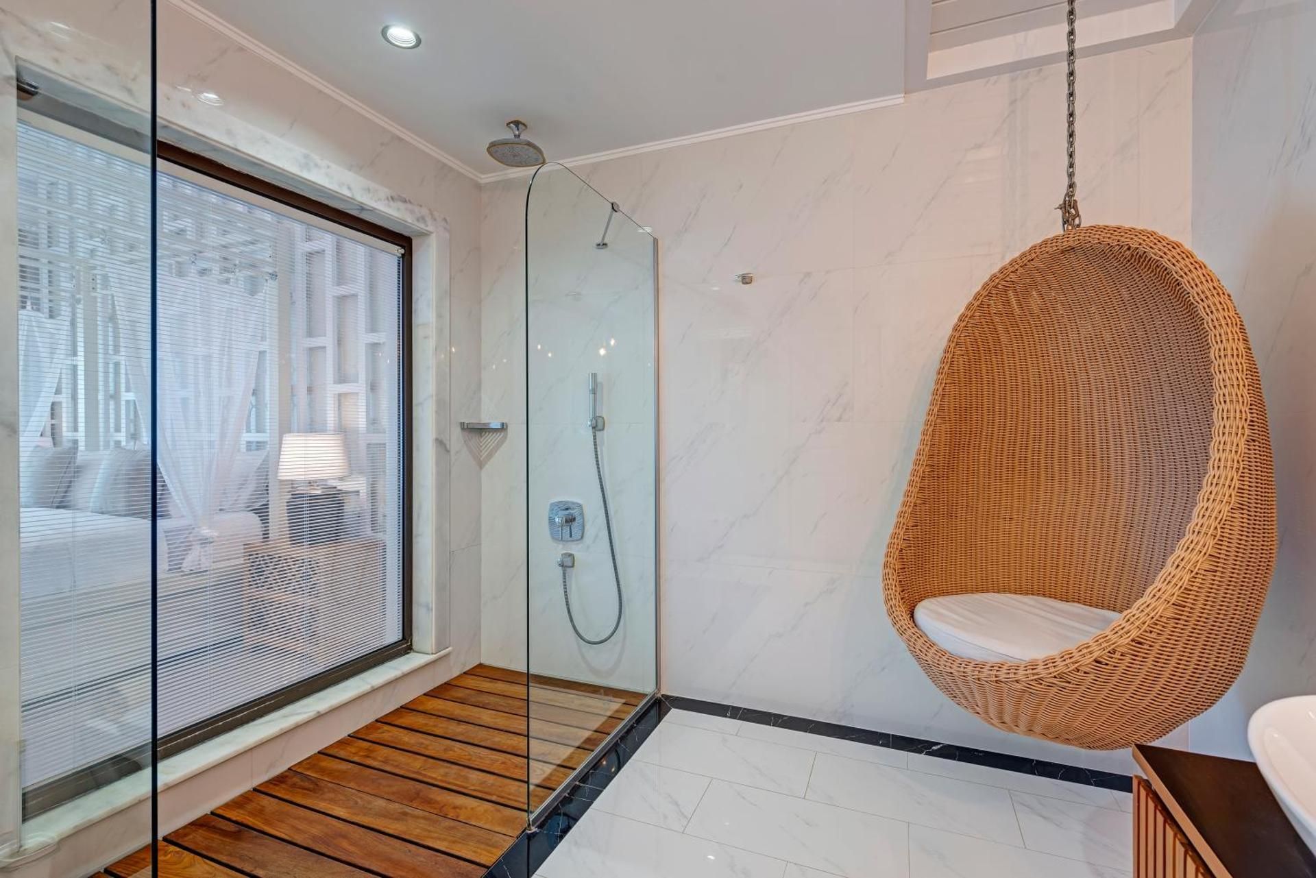 Signature Suite