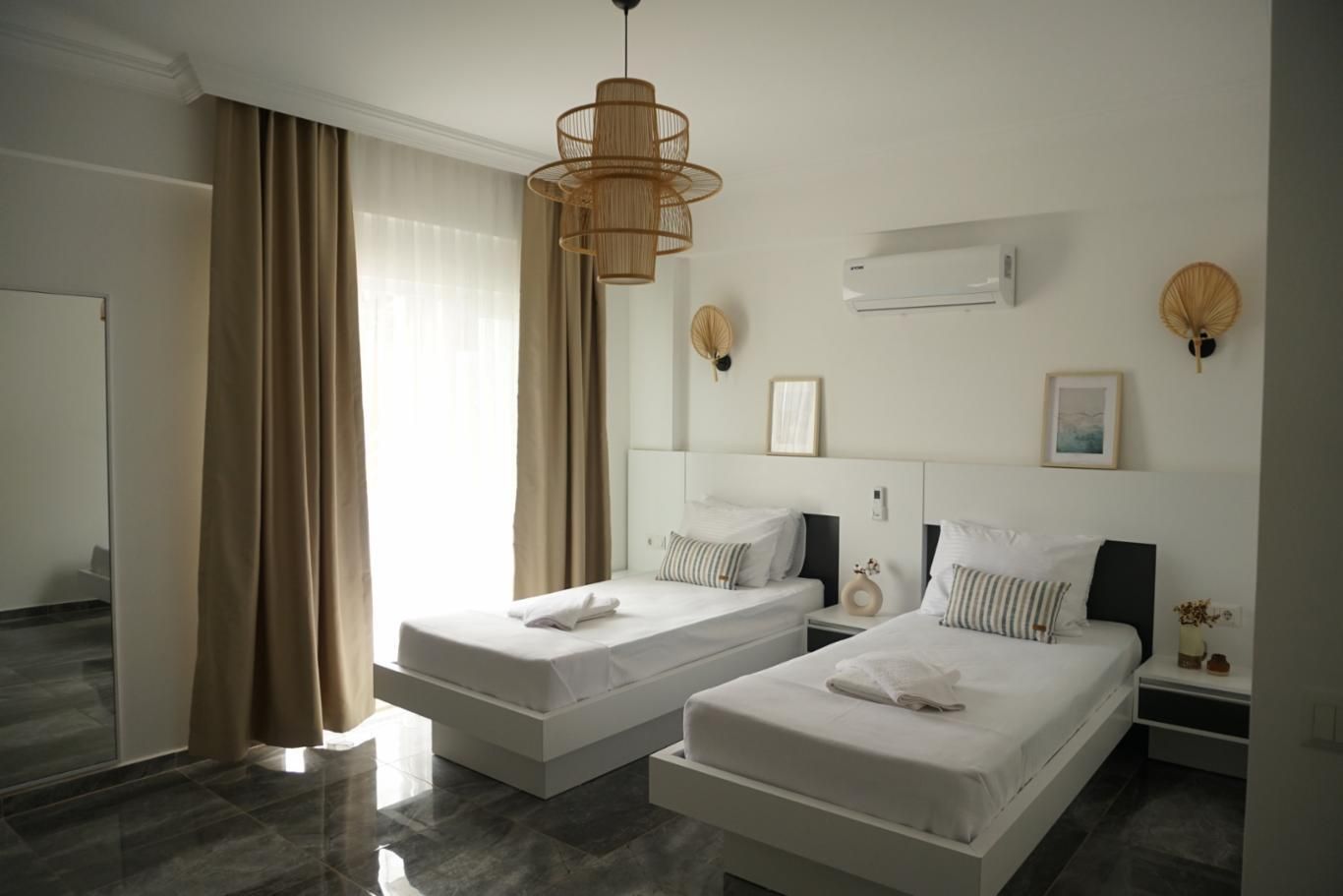 Twin Beds Standard Room