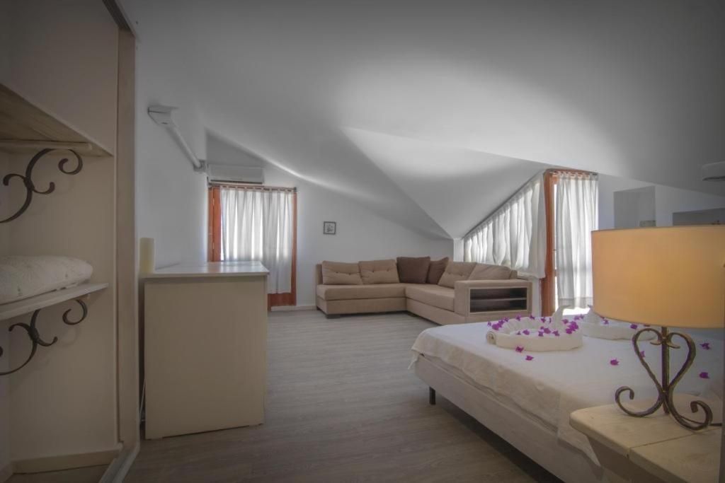 Quadruple Room with Sea View