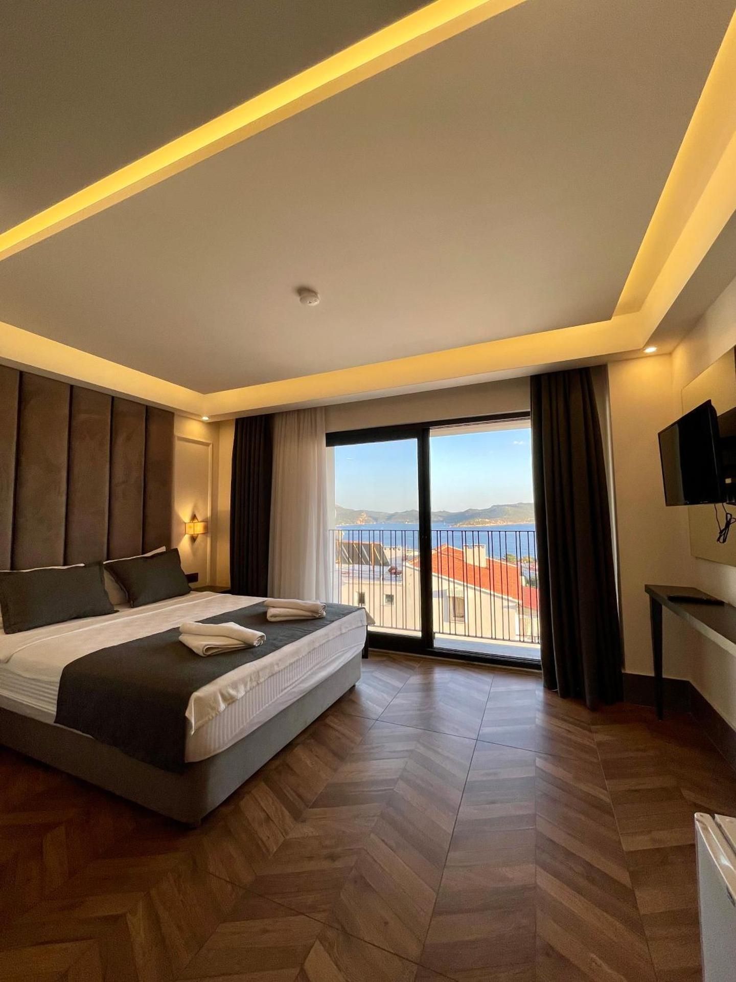 Partial Sea View Room