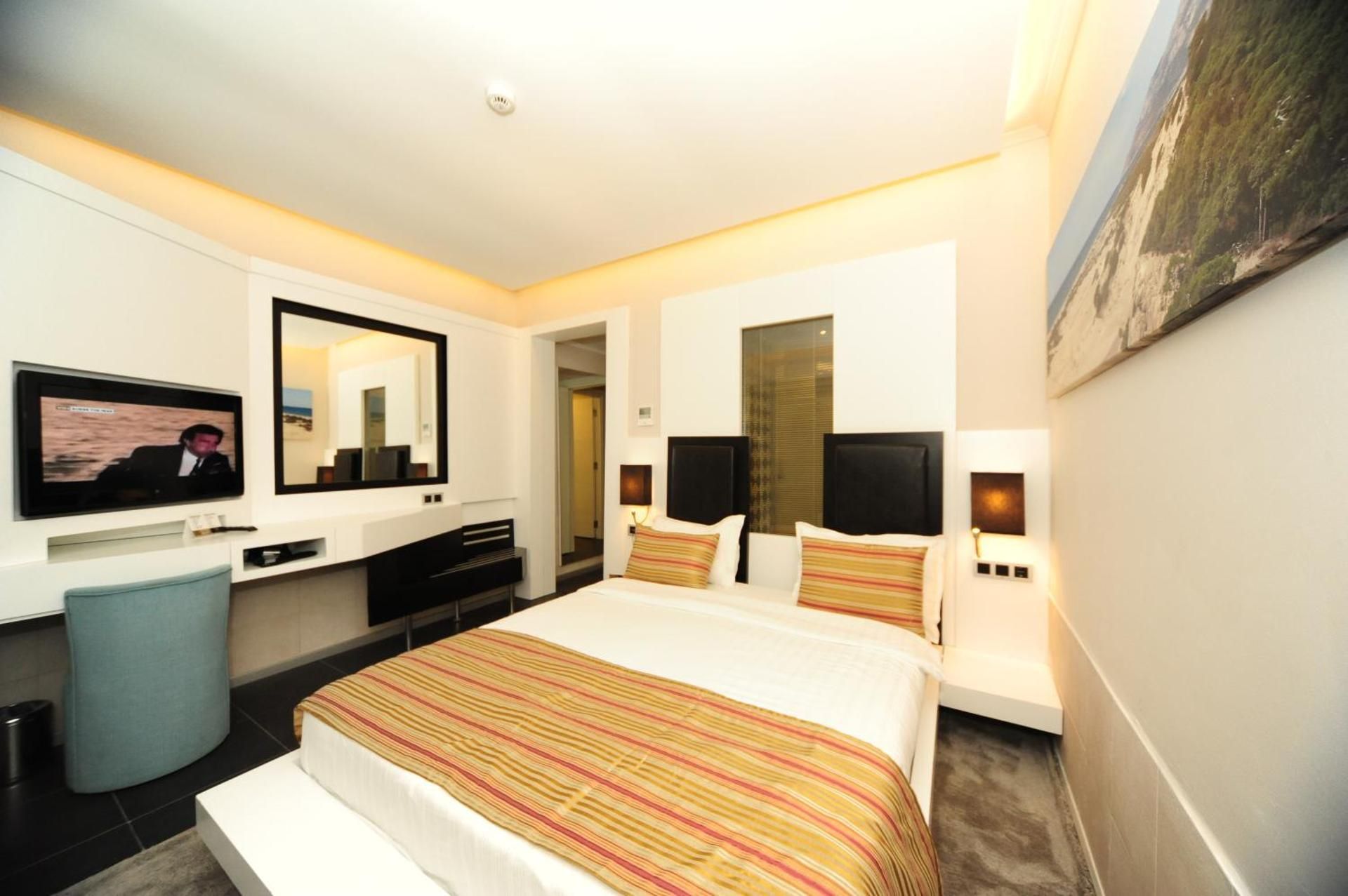 Standard Double or Twin Room with Balcony