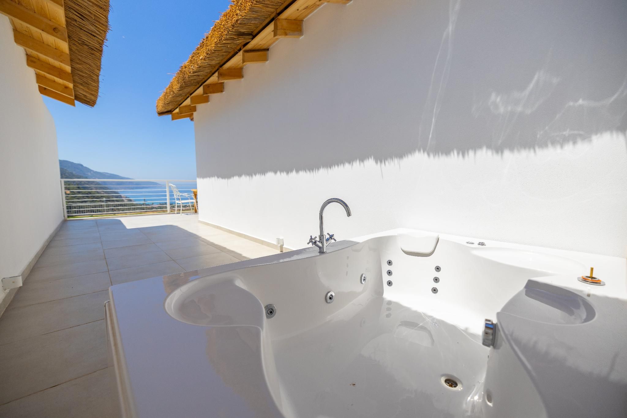 Bungalow with Jacuzzi