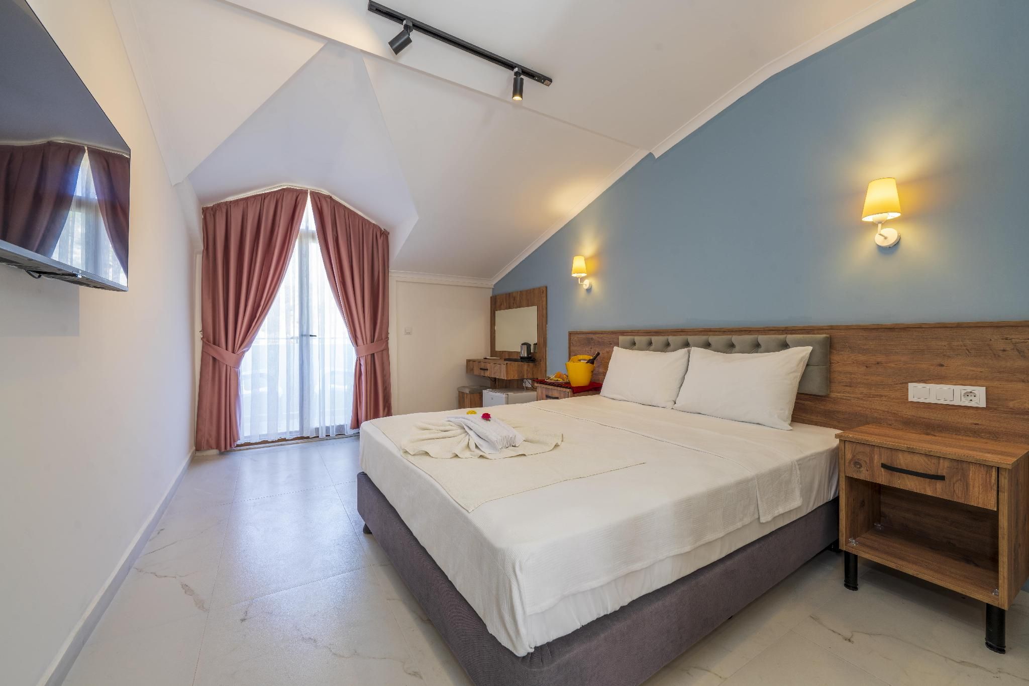 Deluxe Double Room with Jacuzzi