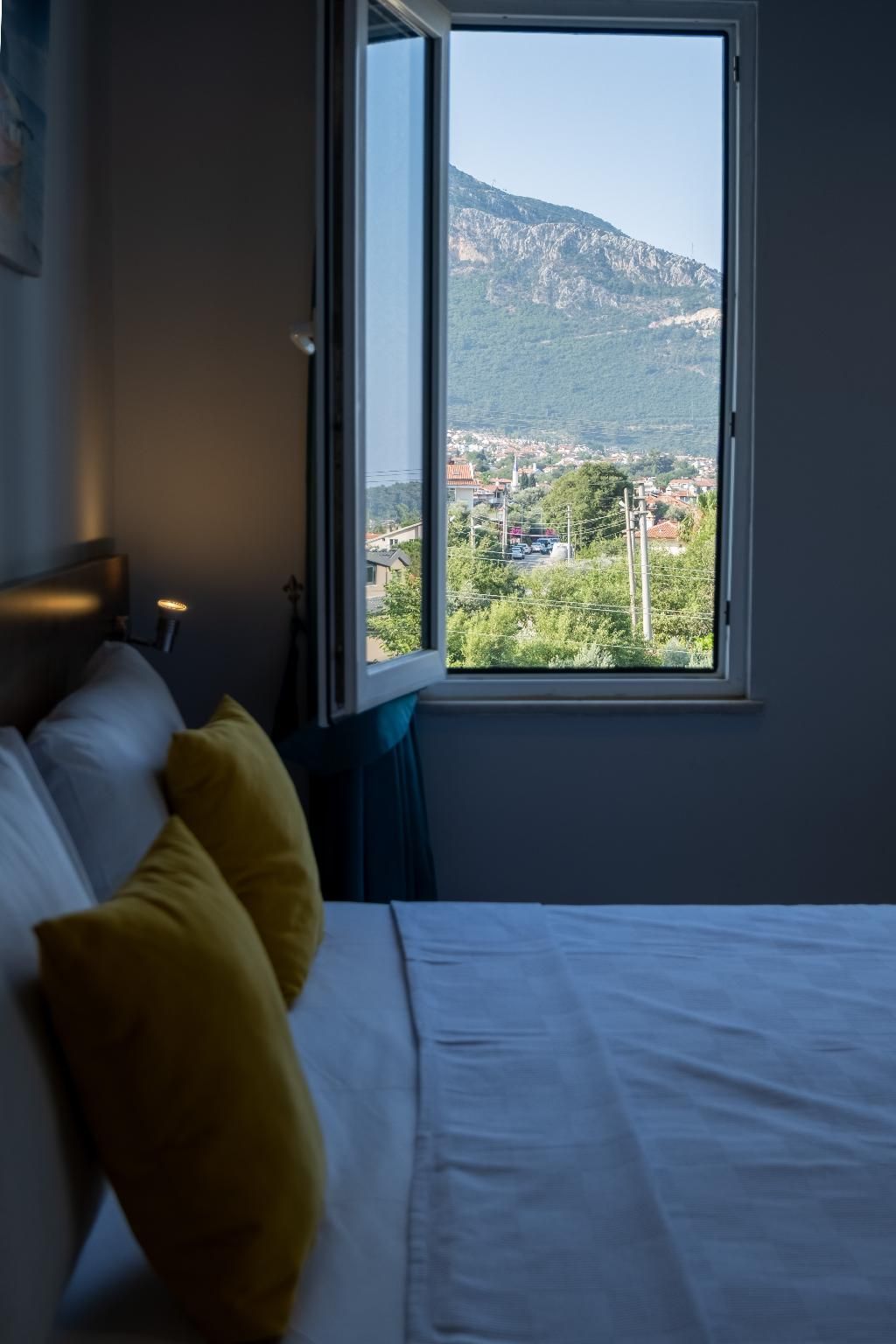 Single Standard Room