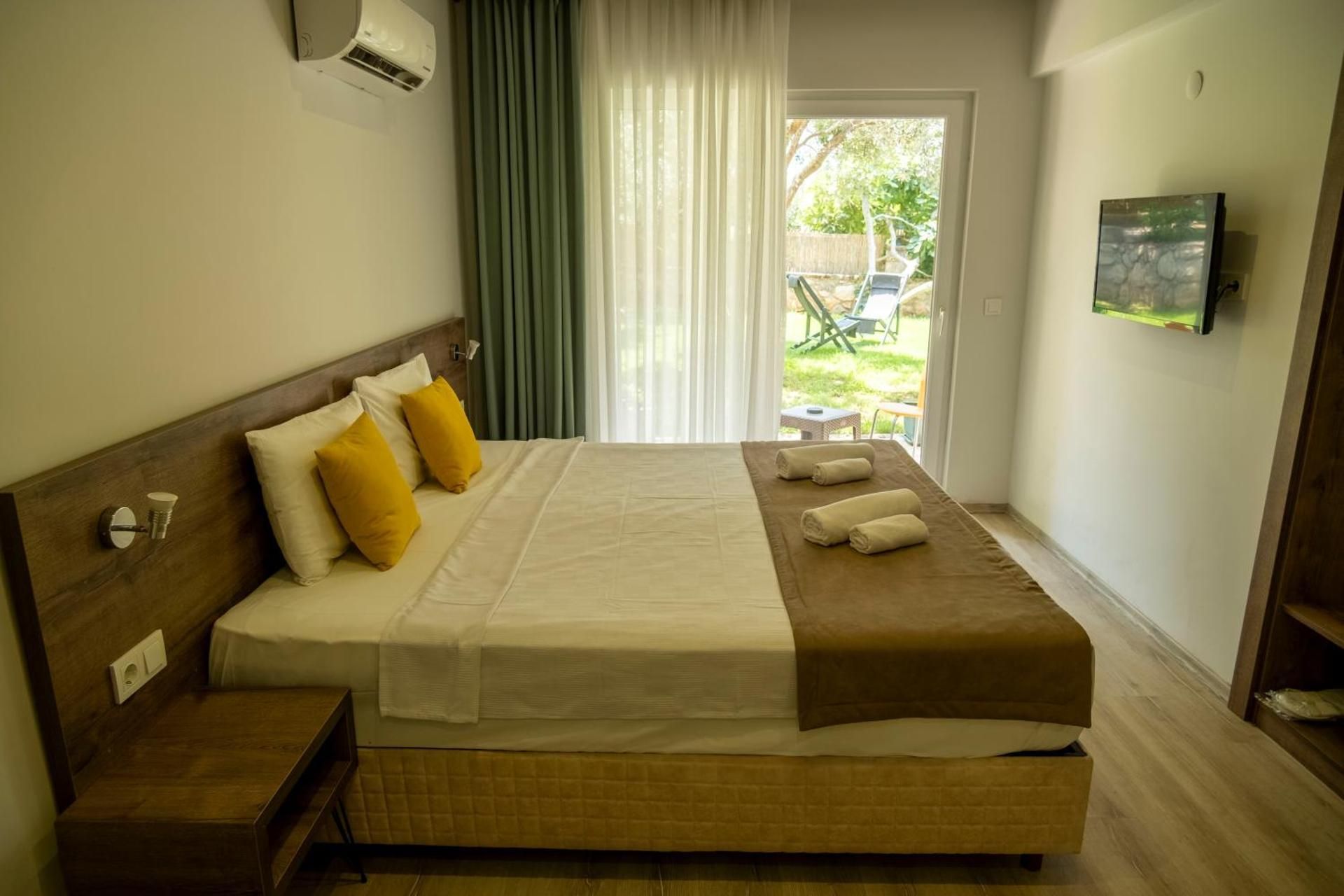 Economy Double or Twin Room