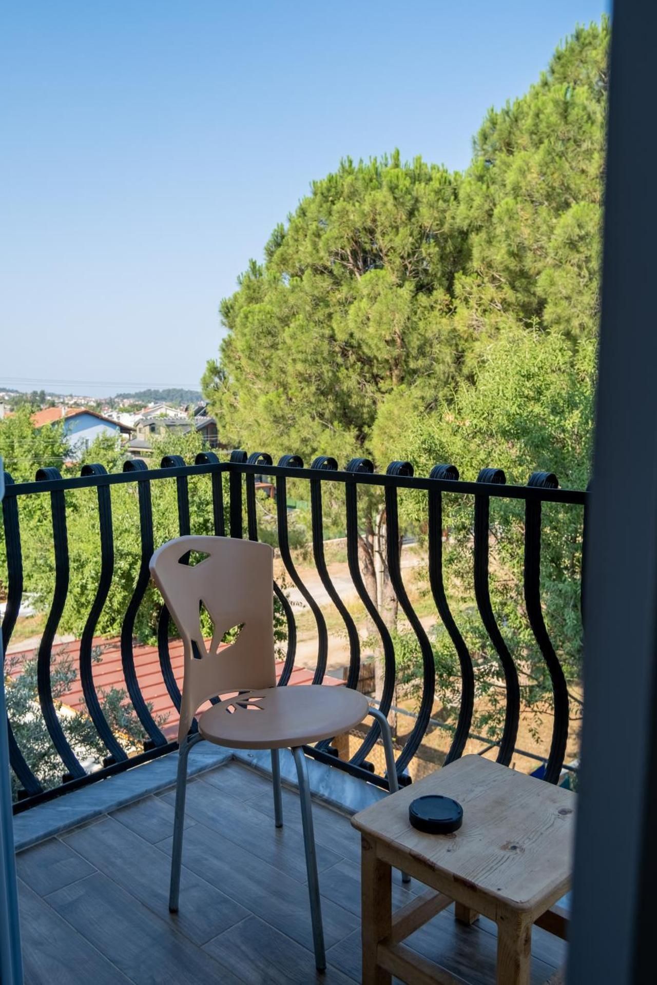 Queen Suite with Spa Bath