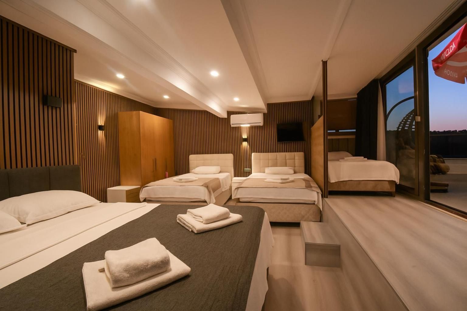 Family Room with Sea View