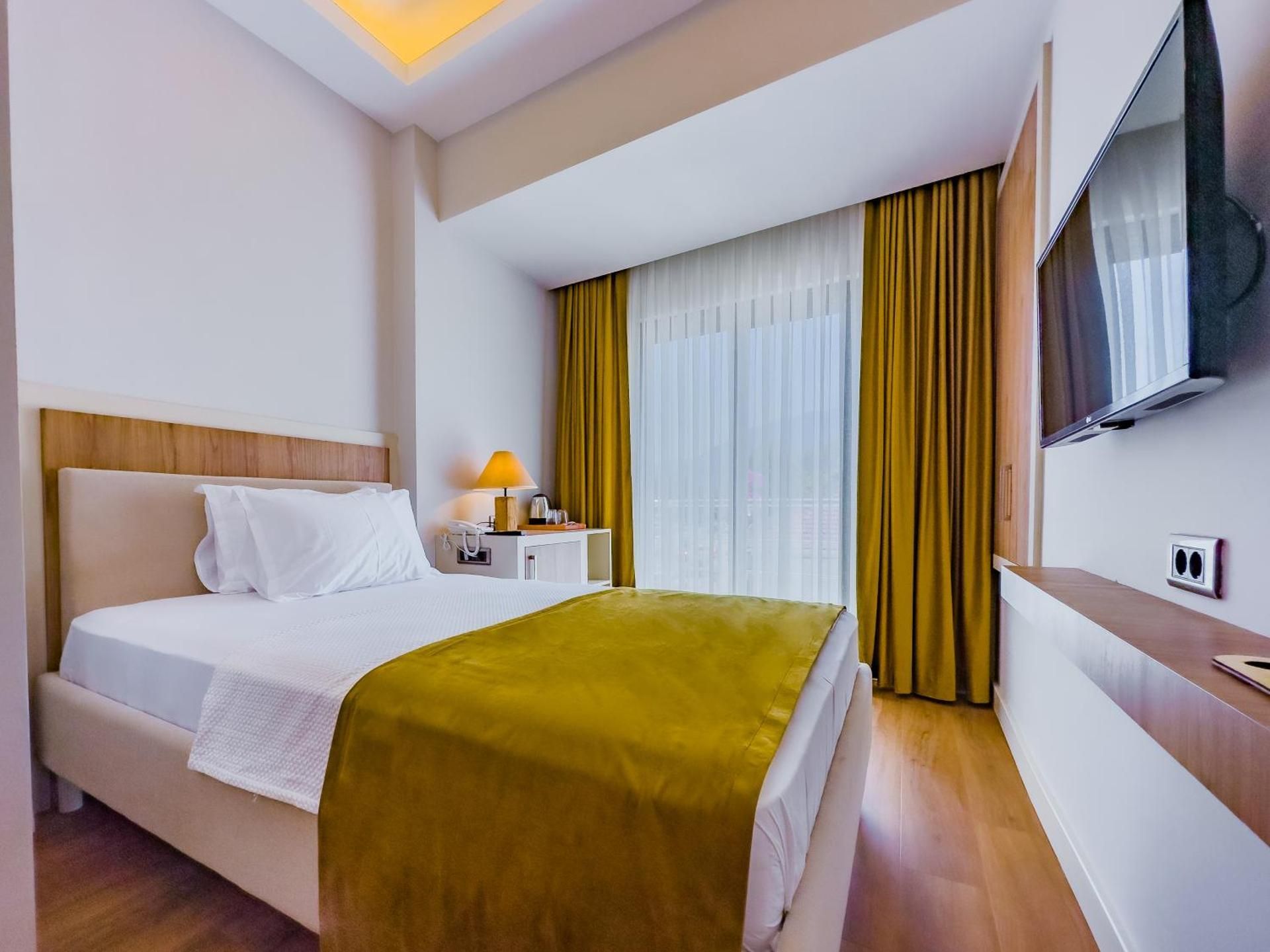 Deluxe Single Room with Sea View