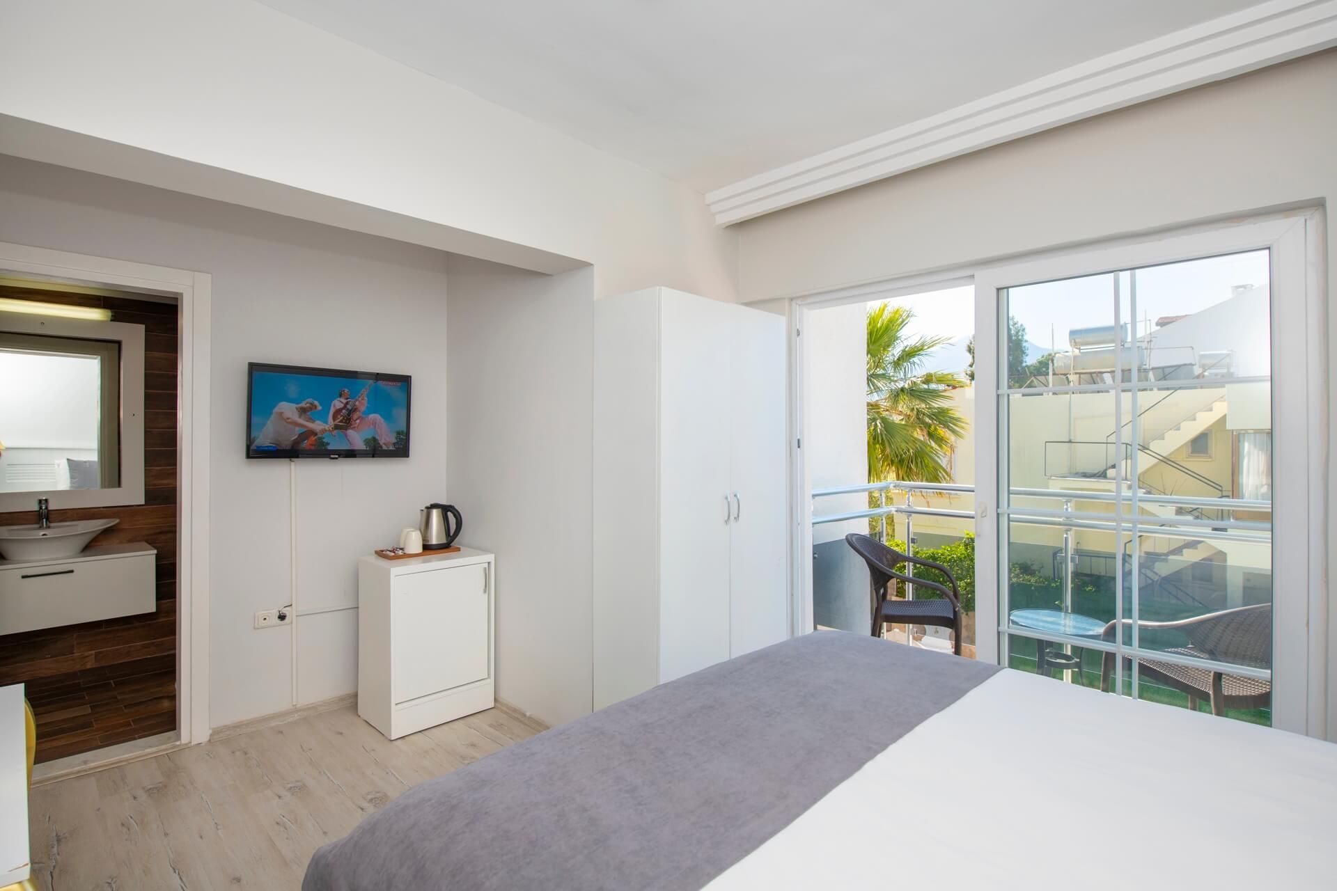 Mia Casa Hotel Economy Double Room 2