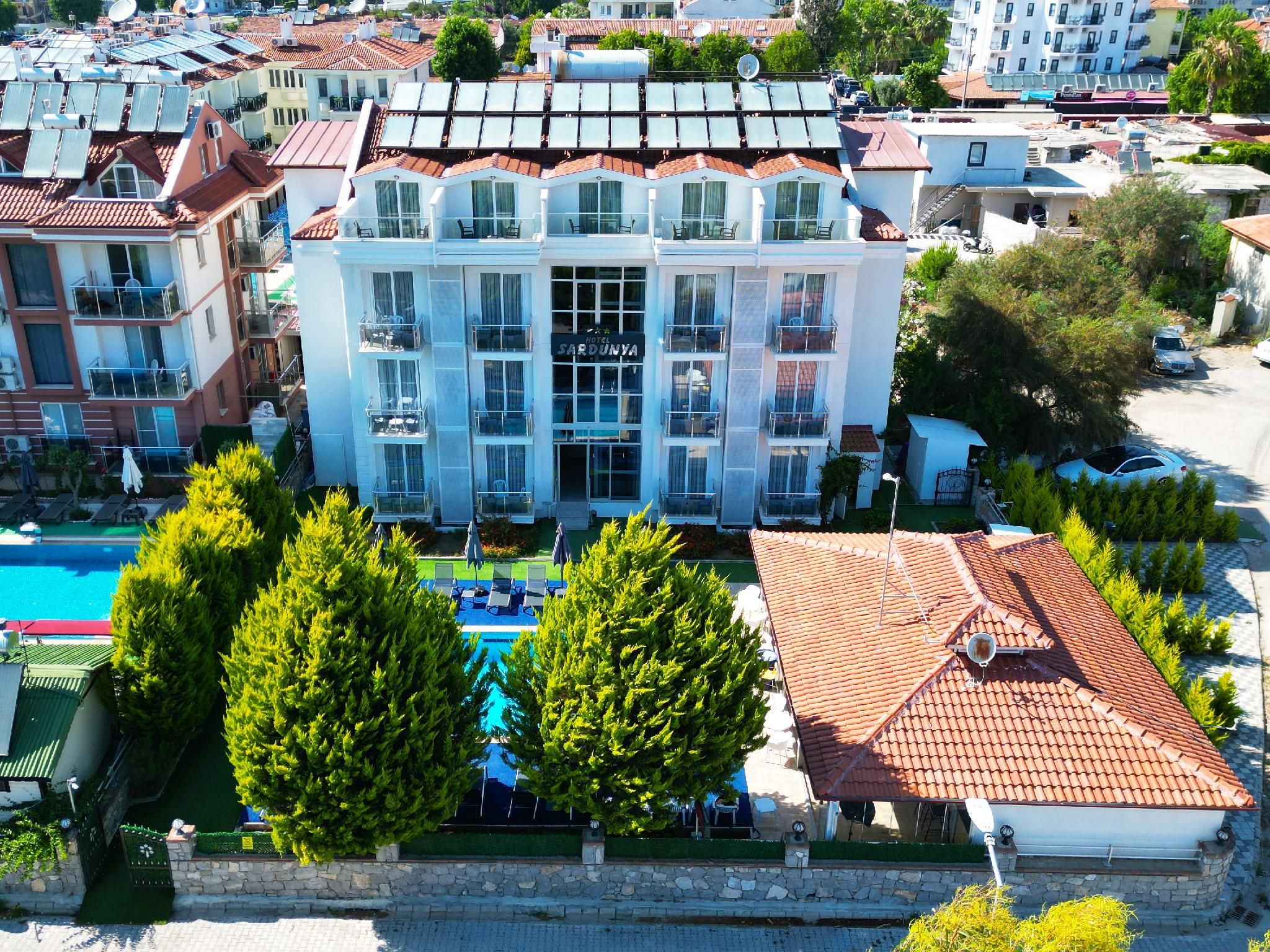 Sardunya Hotel