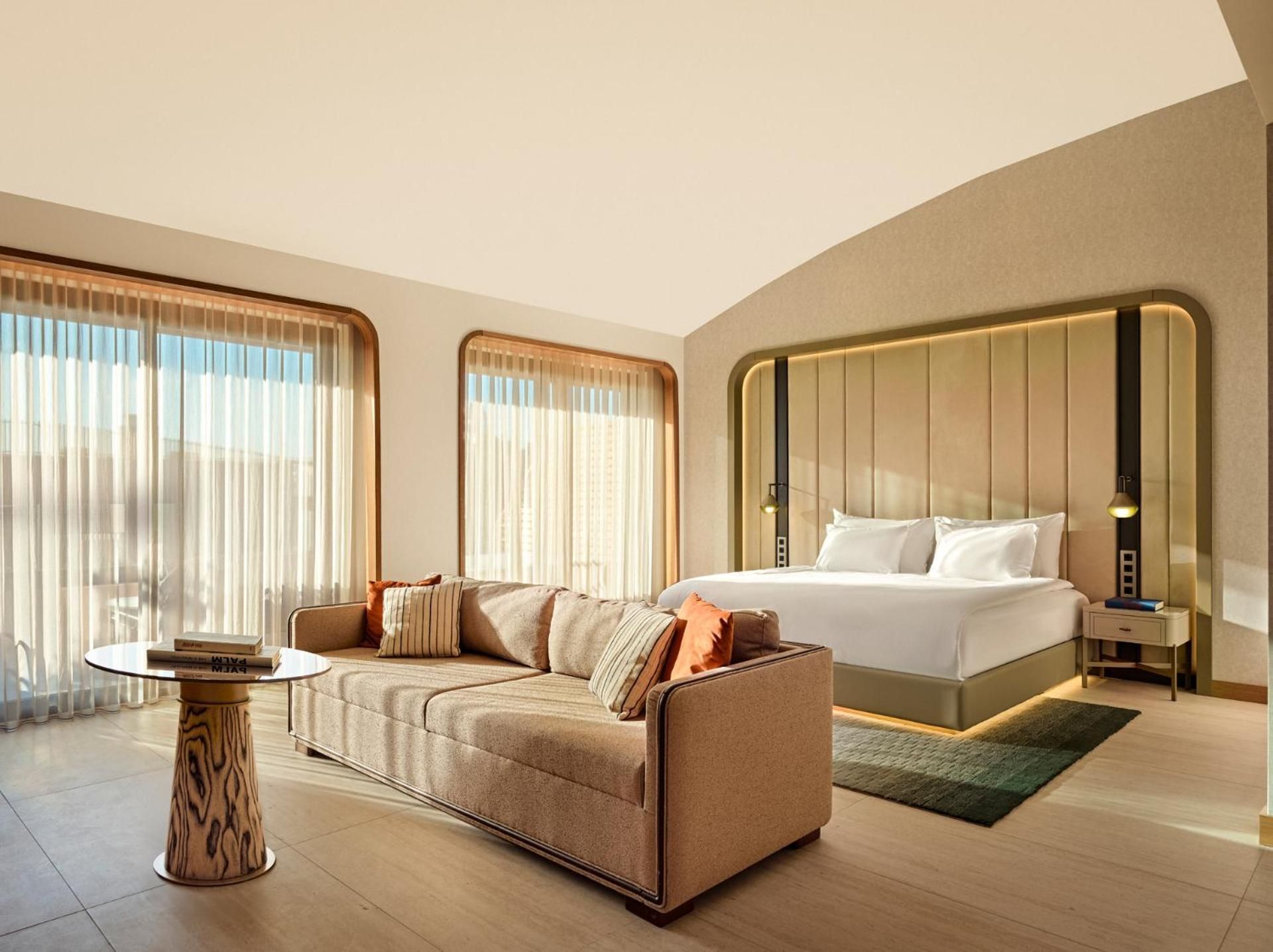 Jacuzzi Suite (+18 Adults Only)
