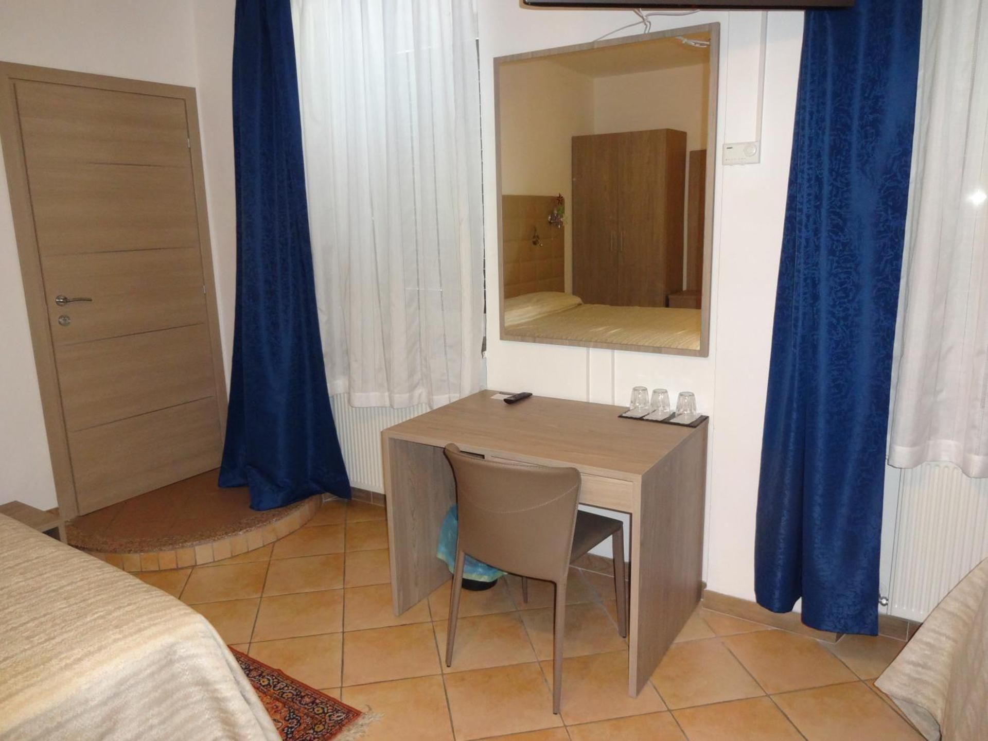 Classic Quadruple Room