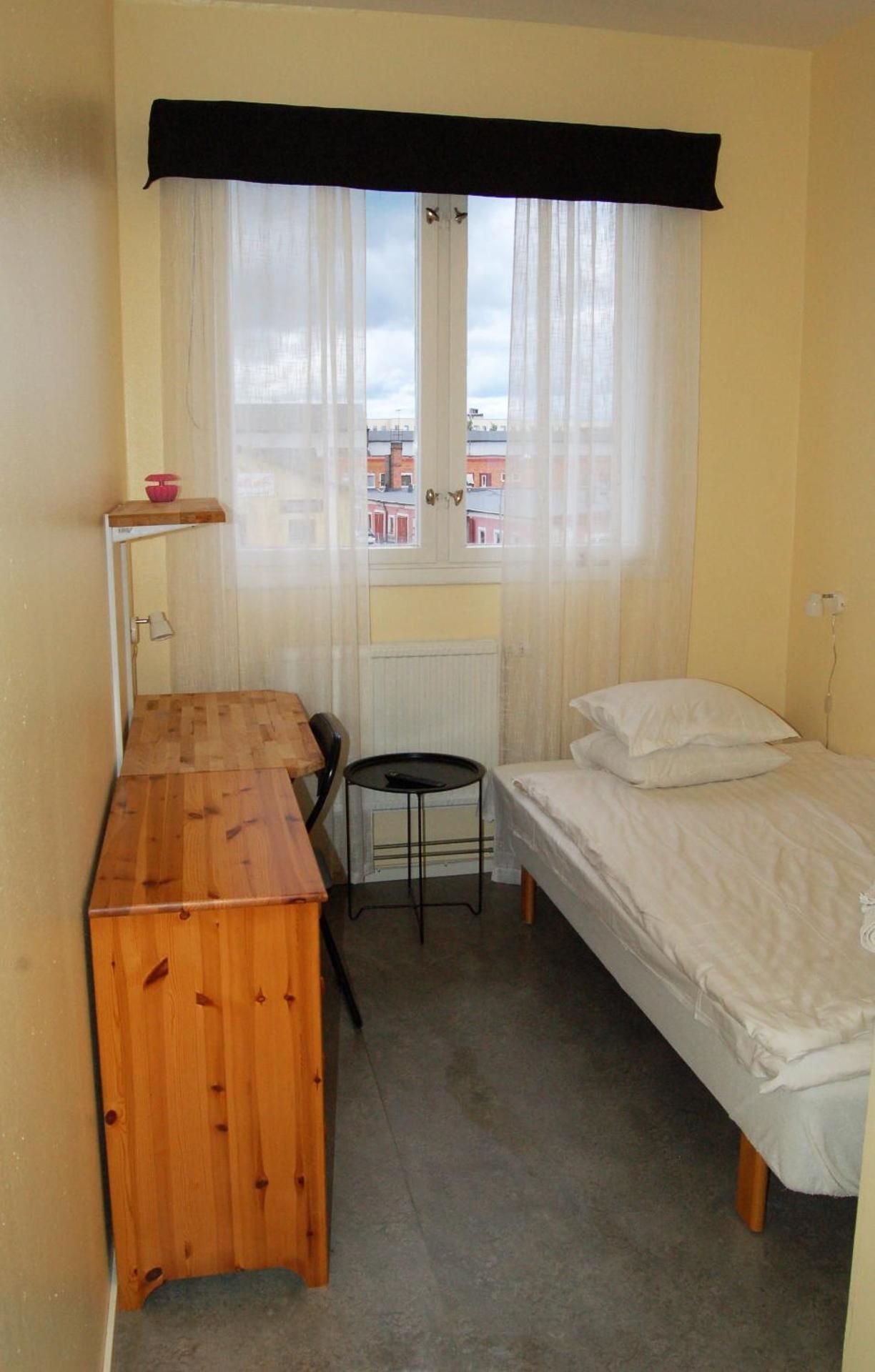 Standard Single Room with Shower