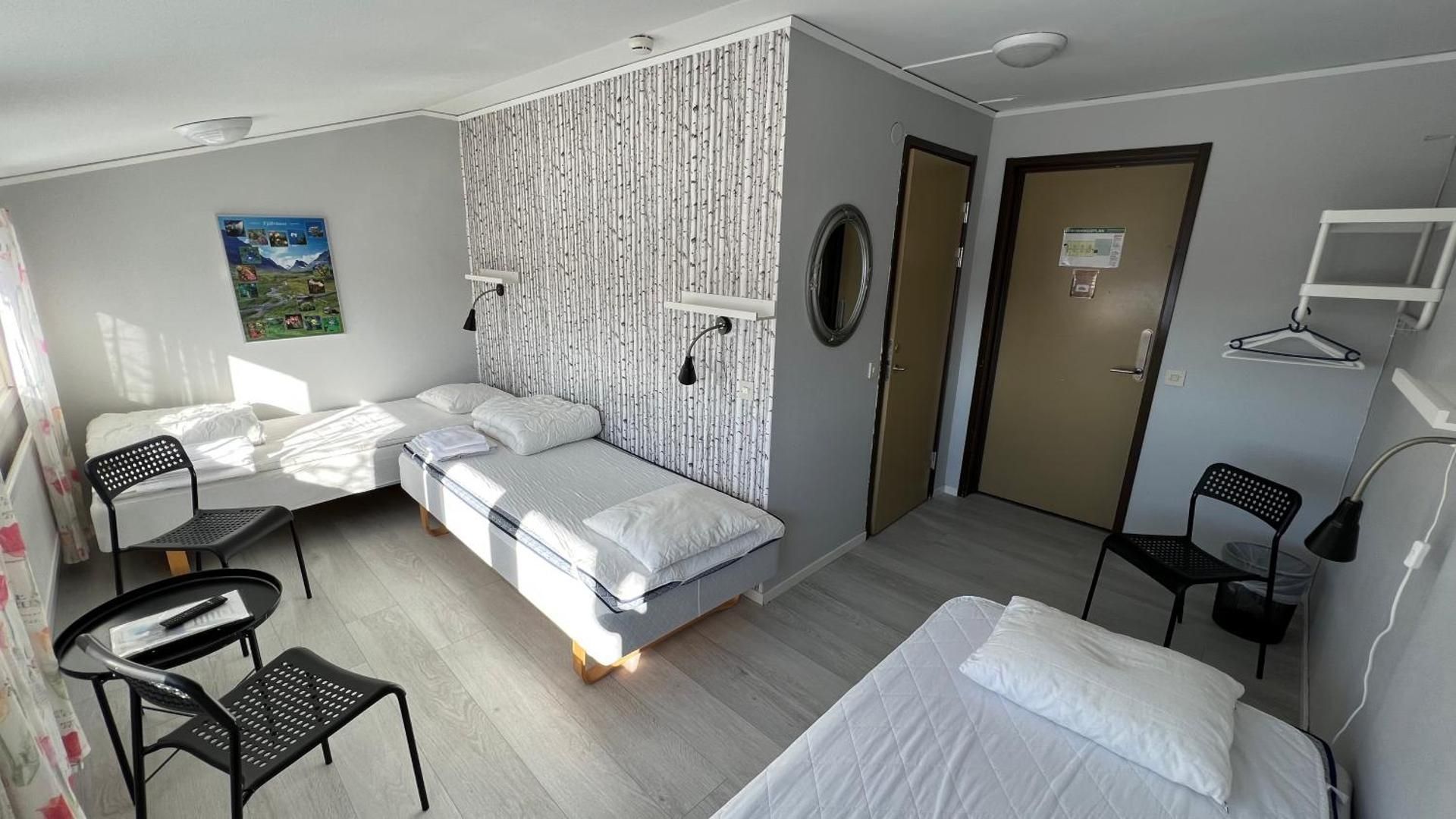 Economy Triple Room