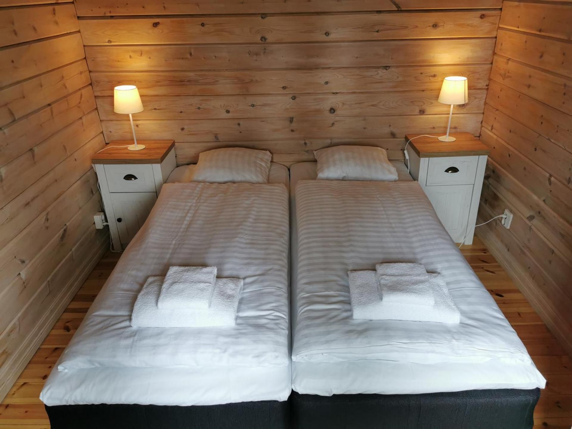 Log Cabin