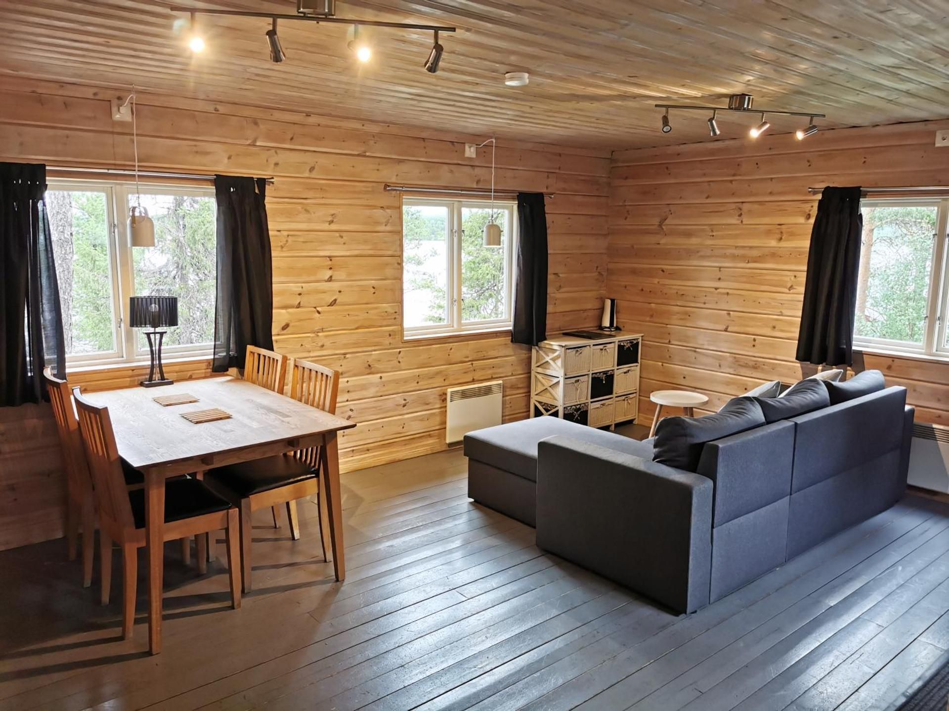 Log Cabin