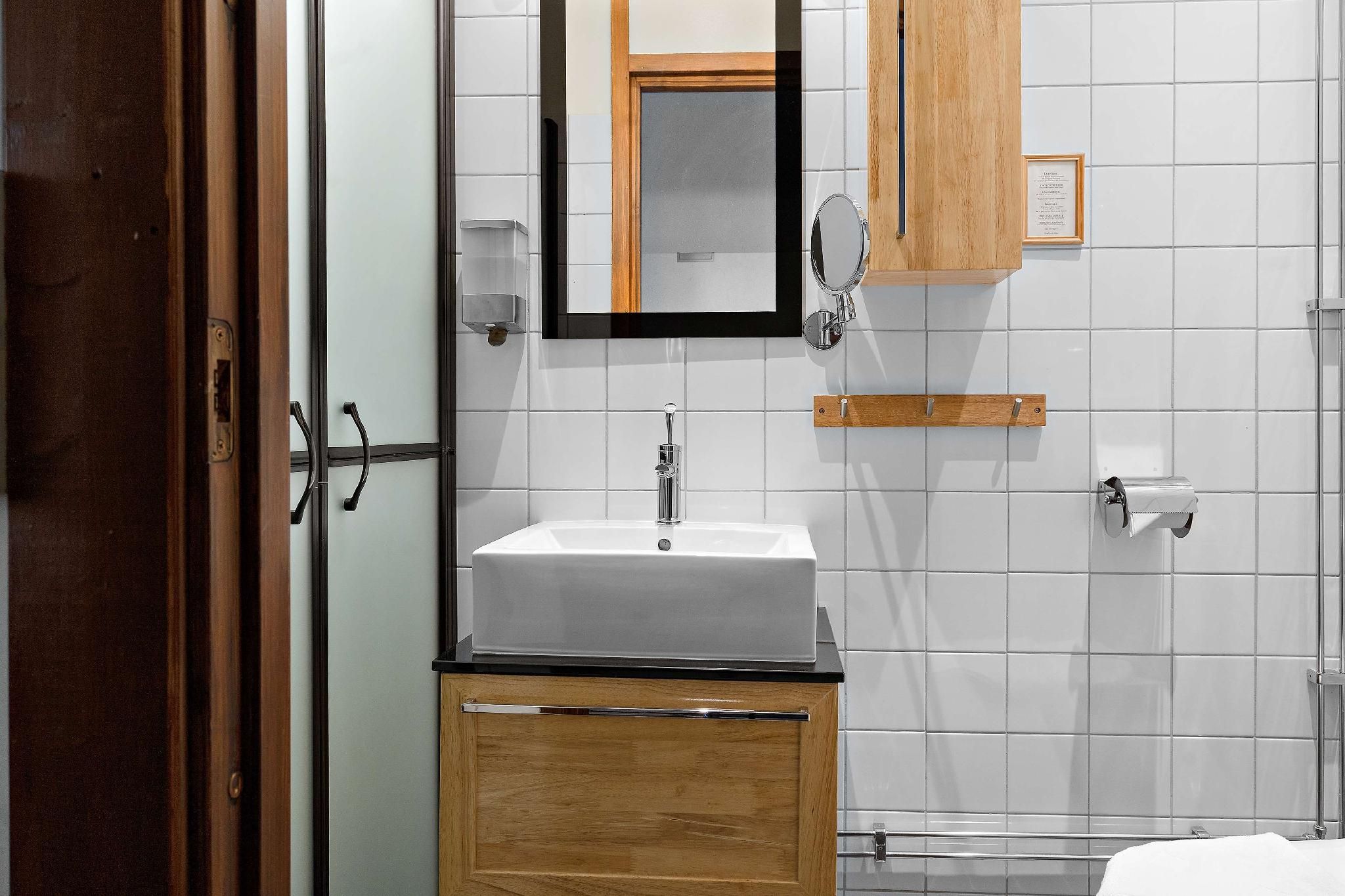 2 Single Beds, Nonsmoking, Wall Bed