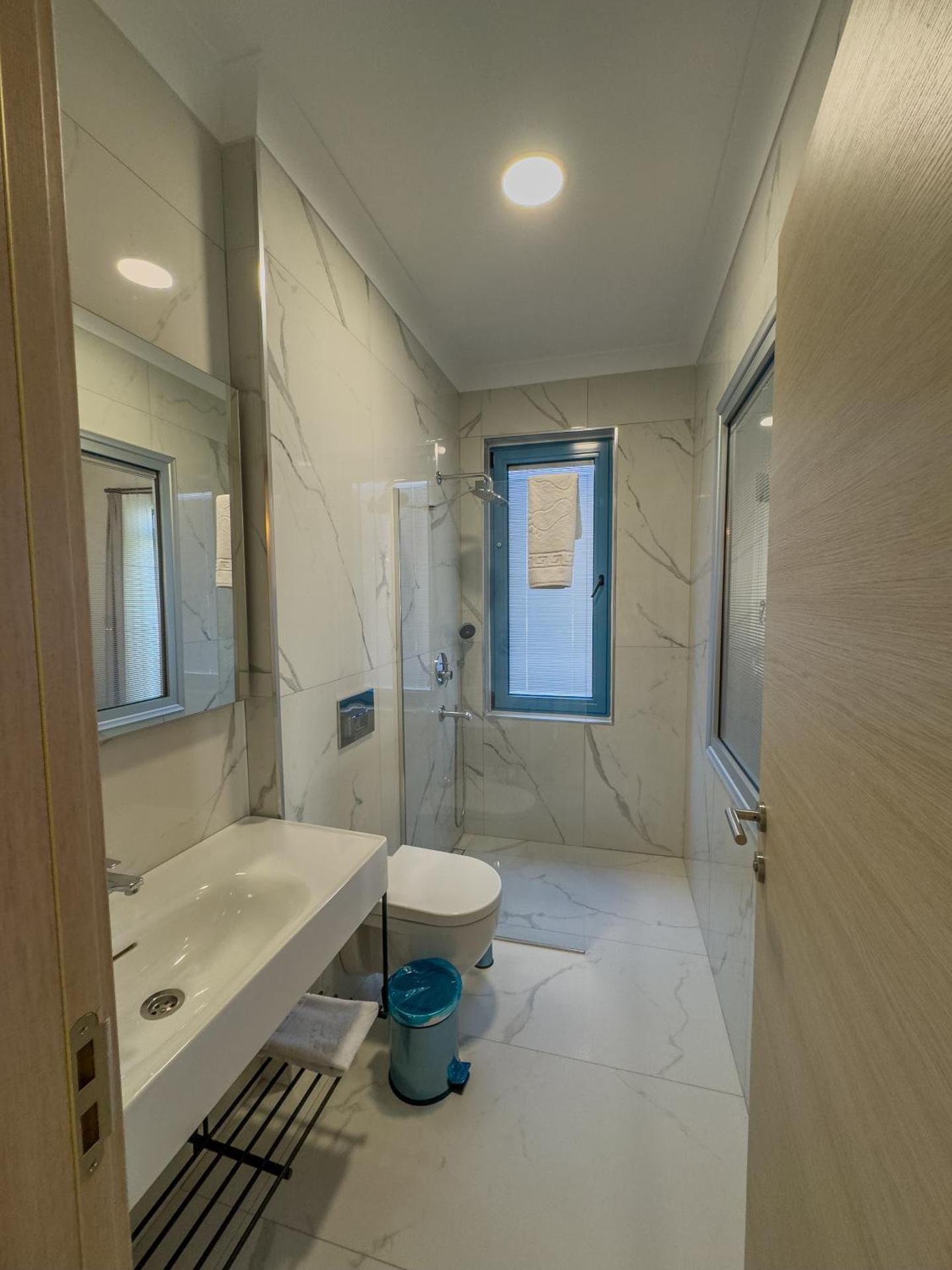 Deluxe Double Room with Balcony and Sea View