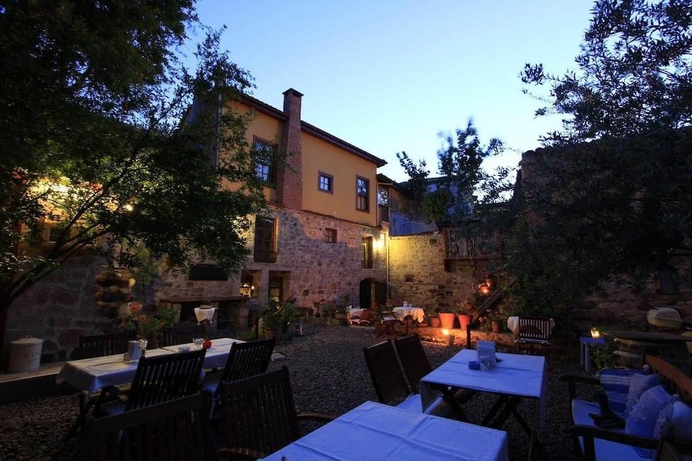 06bca4c81d105257f912ad8f7e5d866f