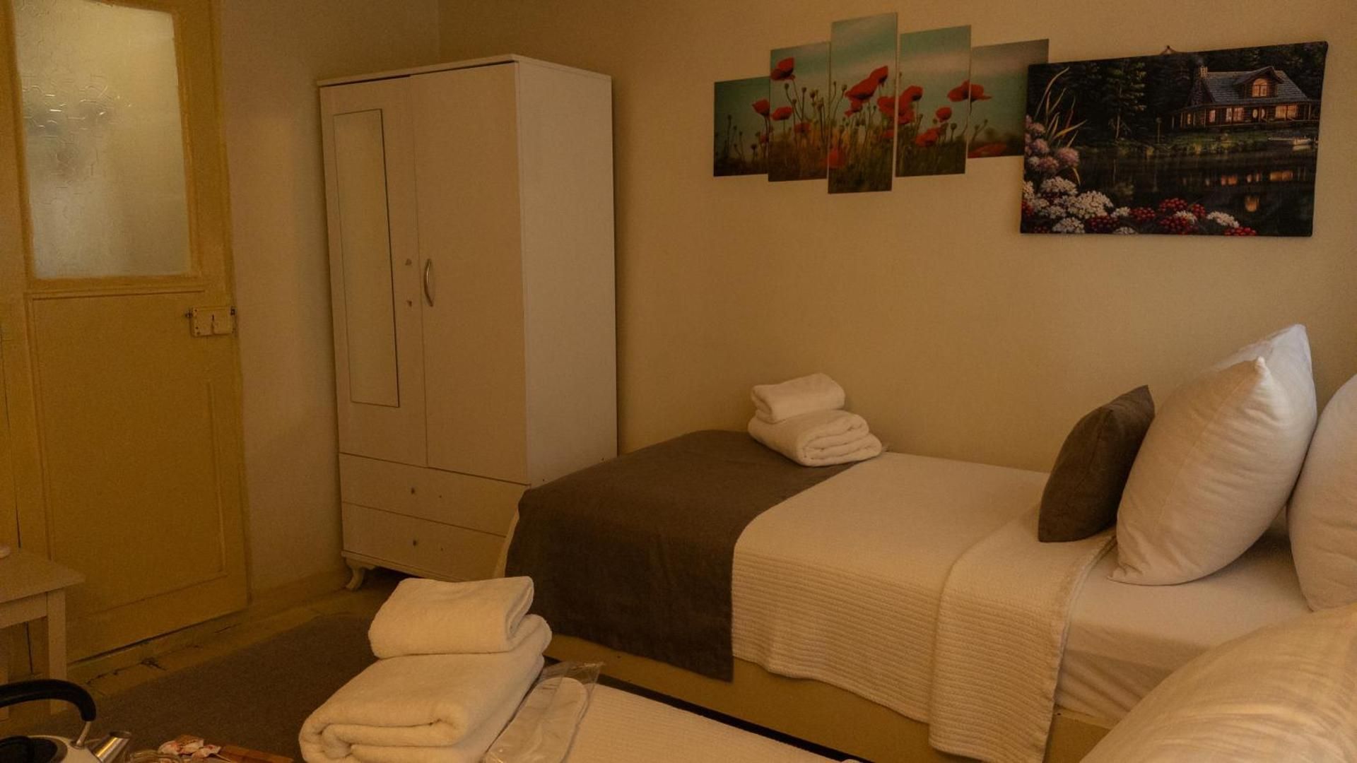 Budget Triple Room