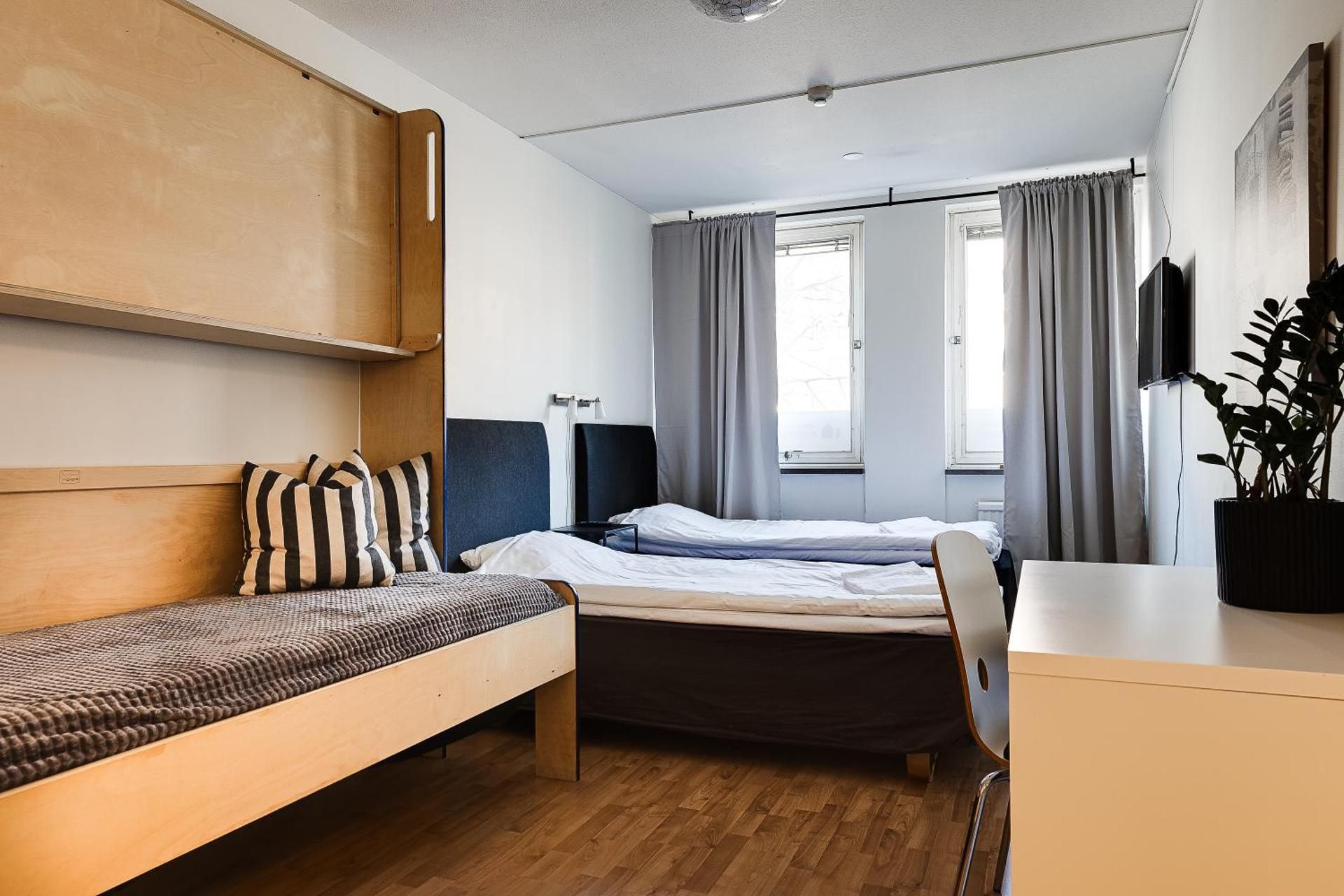 Quadruple Room with Shared Bathroom