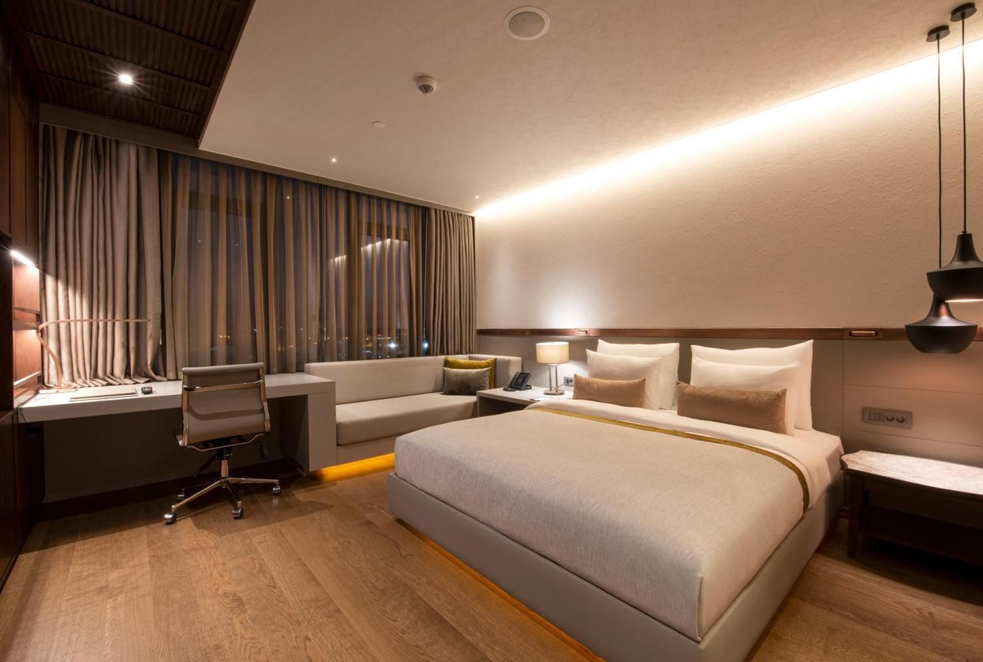 Executive Suite