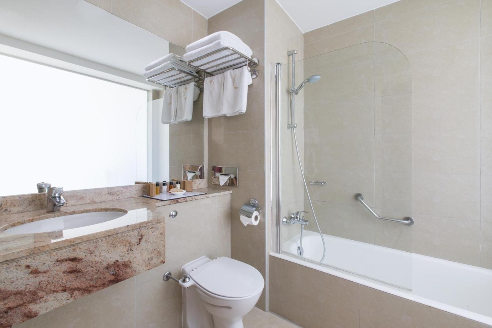 Double Room with Pool and Sea View