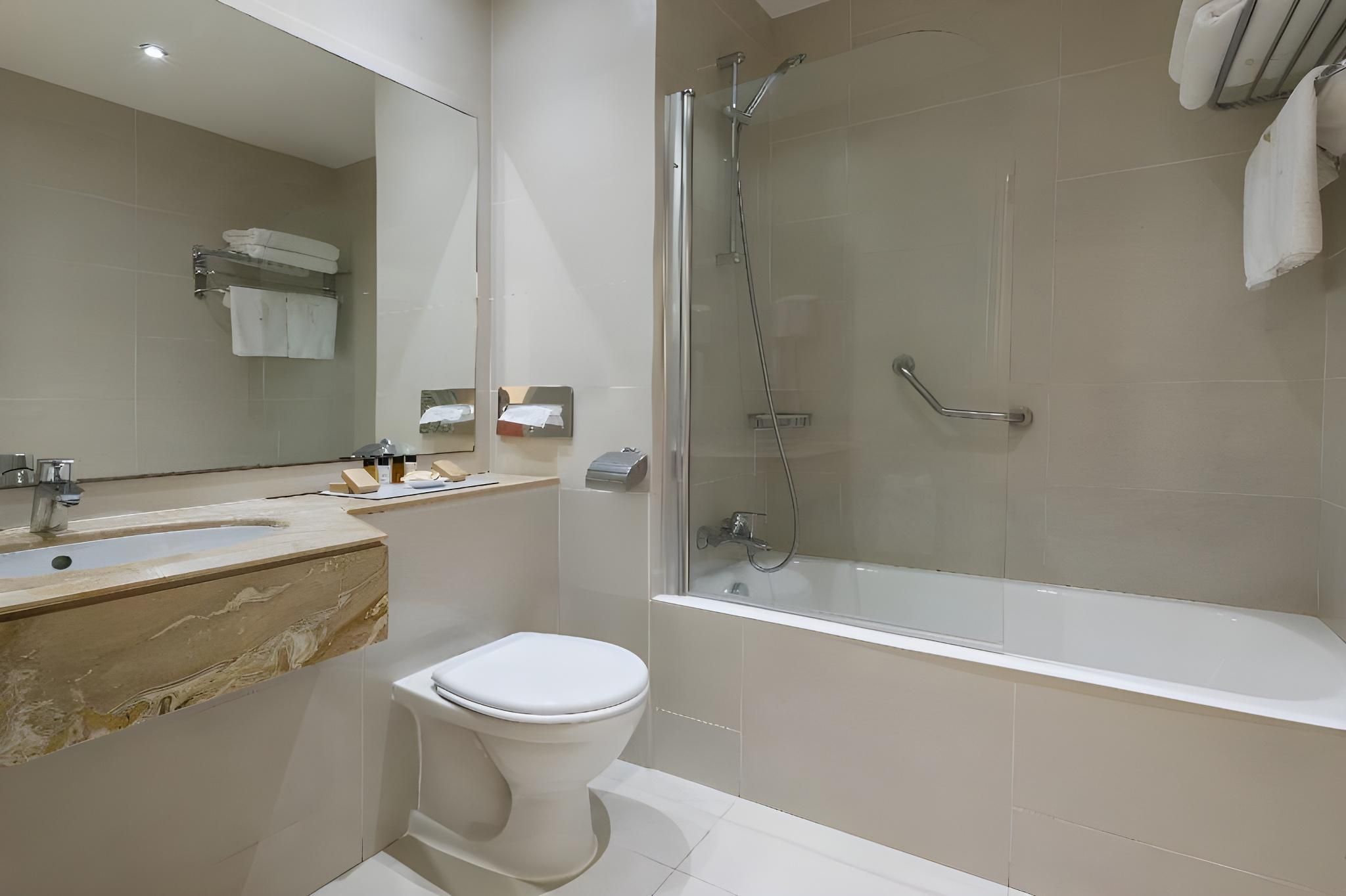 Standard Side Sea View Room