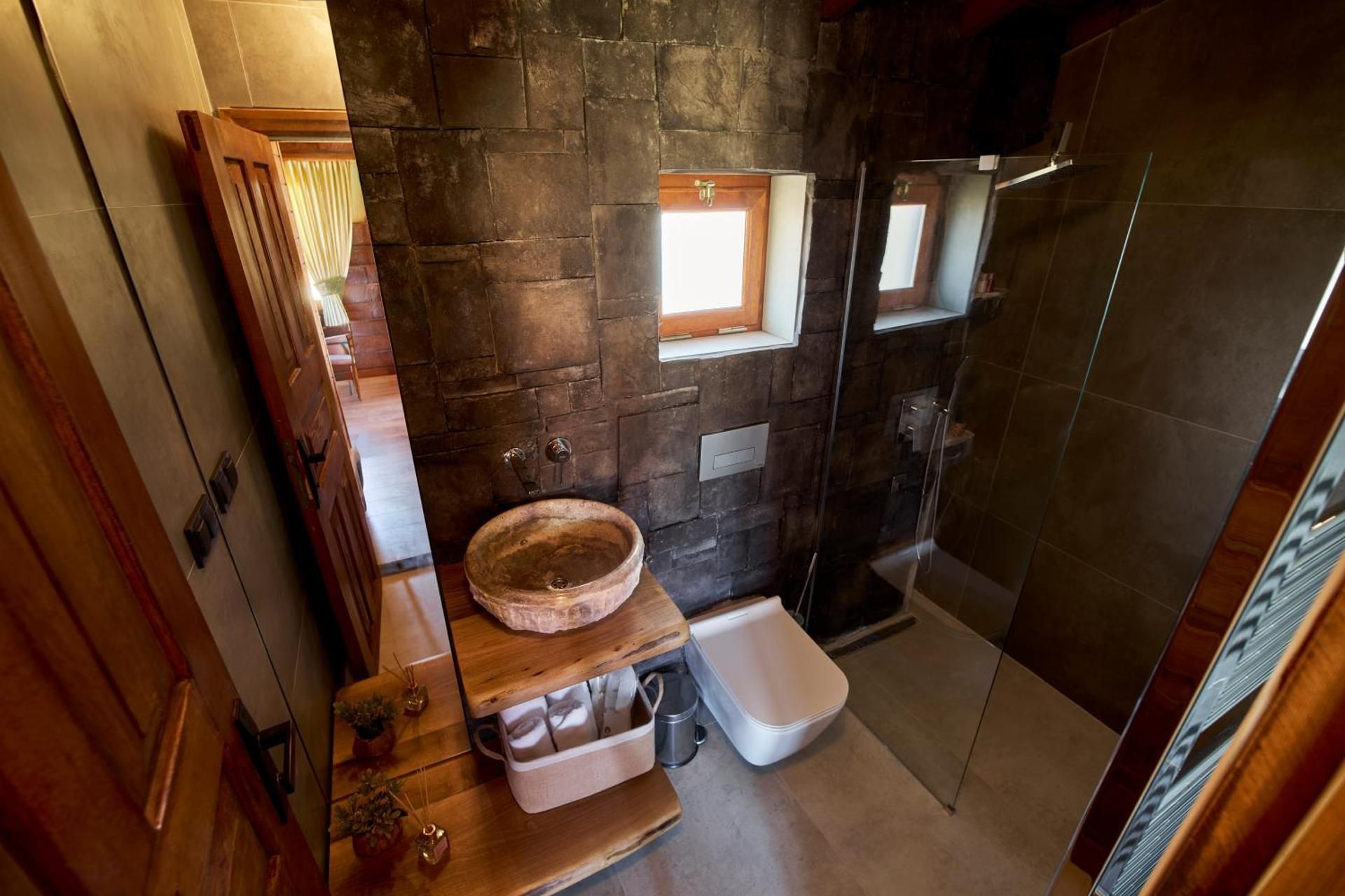 Flora Handuzu Resort and Bungalov Deluxe Bungalow 2