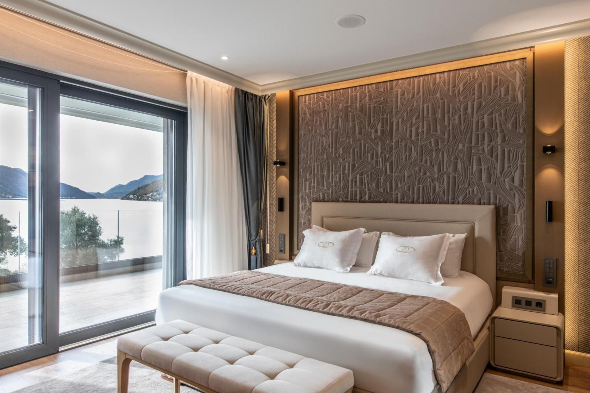 Deluxe Double Room with Terrace